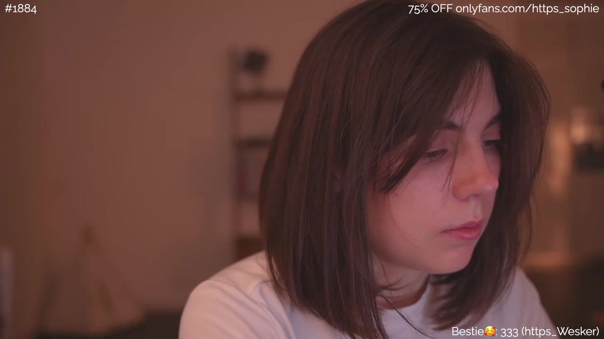 Gallery image thumbnail from phyllo_sophie's myfreecams stream on, 05/25/2023, 24:19 image 11 of 20
