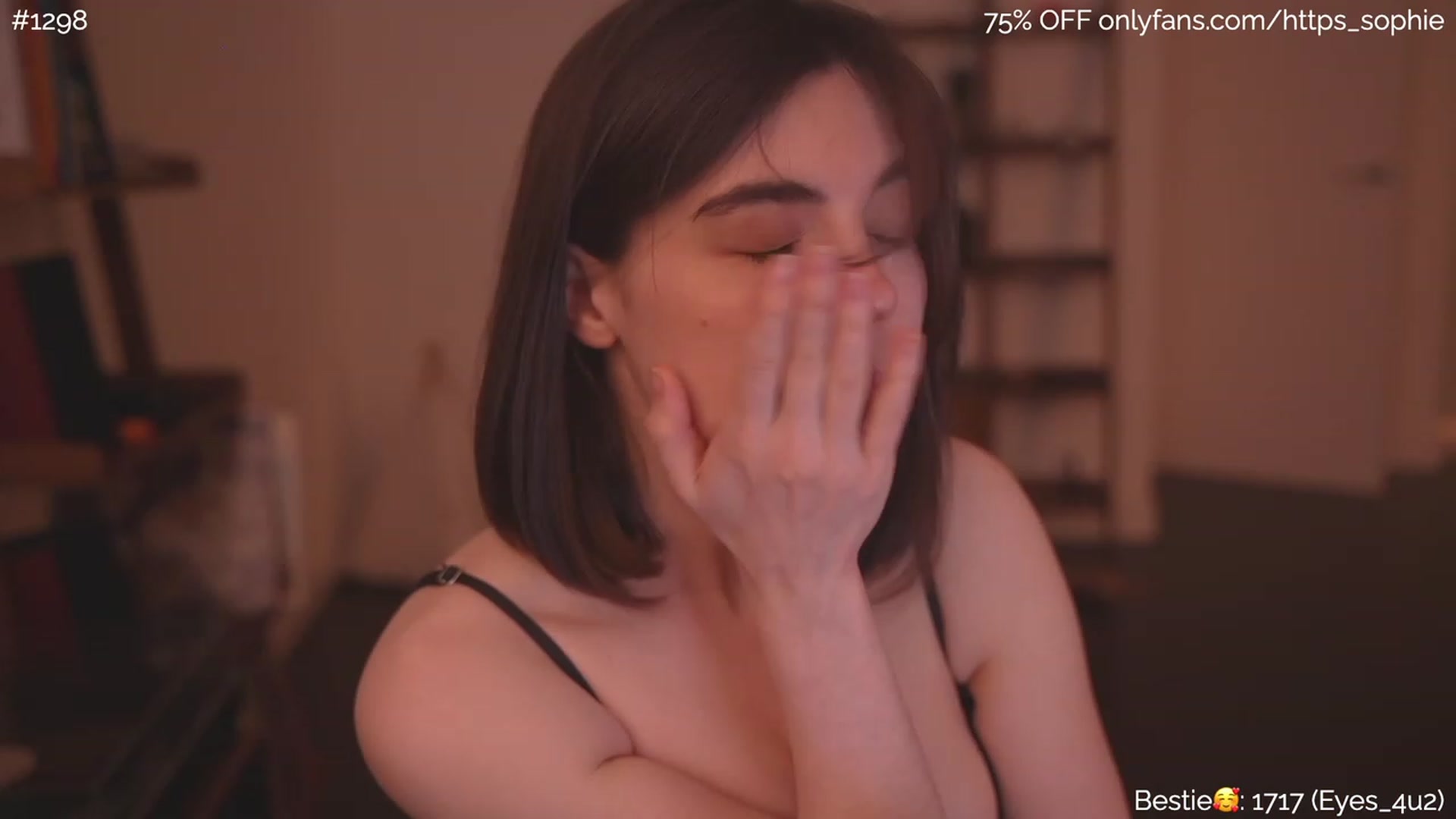 Gallery image thumbnail from phyllo_sophie's myfreecams stream on, 05/26/2023, 04:25 image 7 of 20