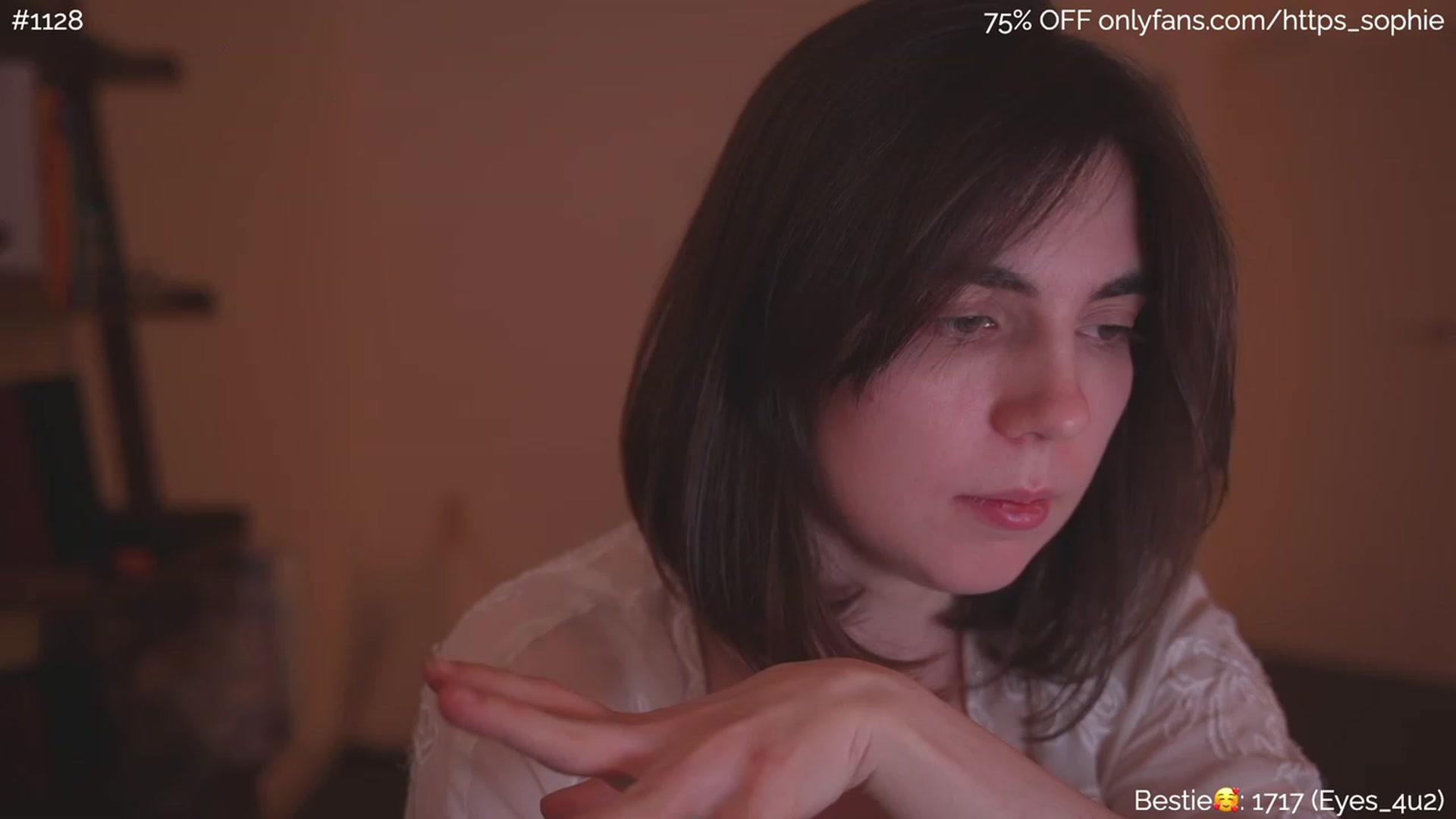Gallery image thumbnail from phyllo_sophie's myfreecams stream on, 05/26/2023, 04:25 image 13 of 20
