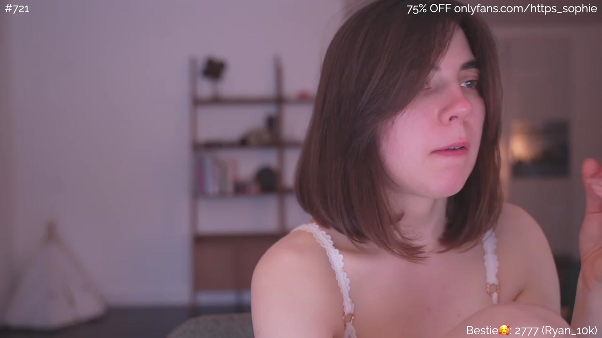 Gallery image thumbnail from phyllo_sophie's myfreecams stream on, 05/26/2023, 05:23 image 19 of 20