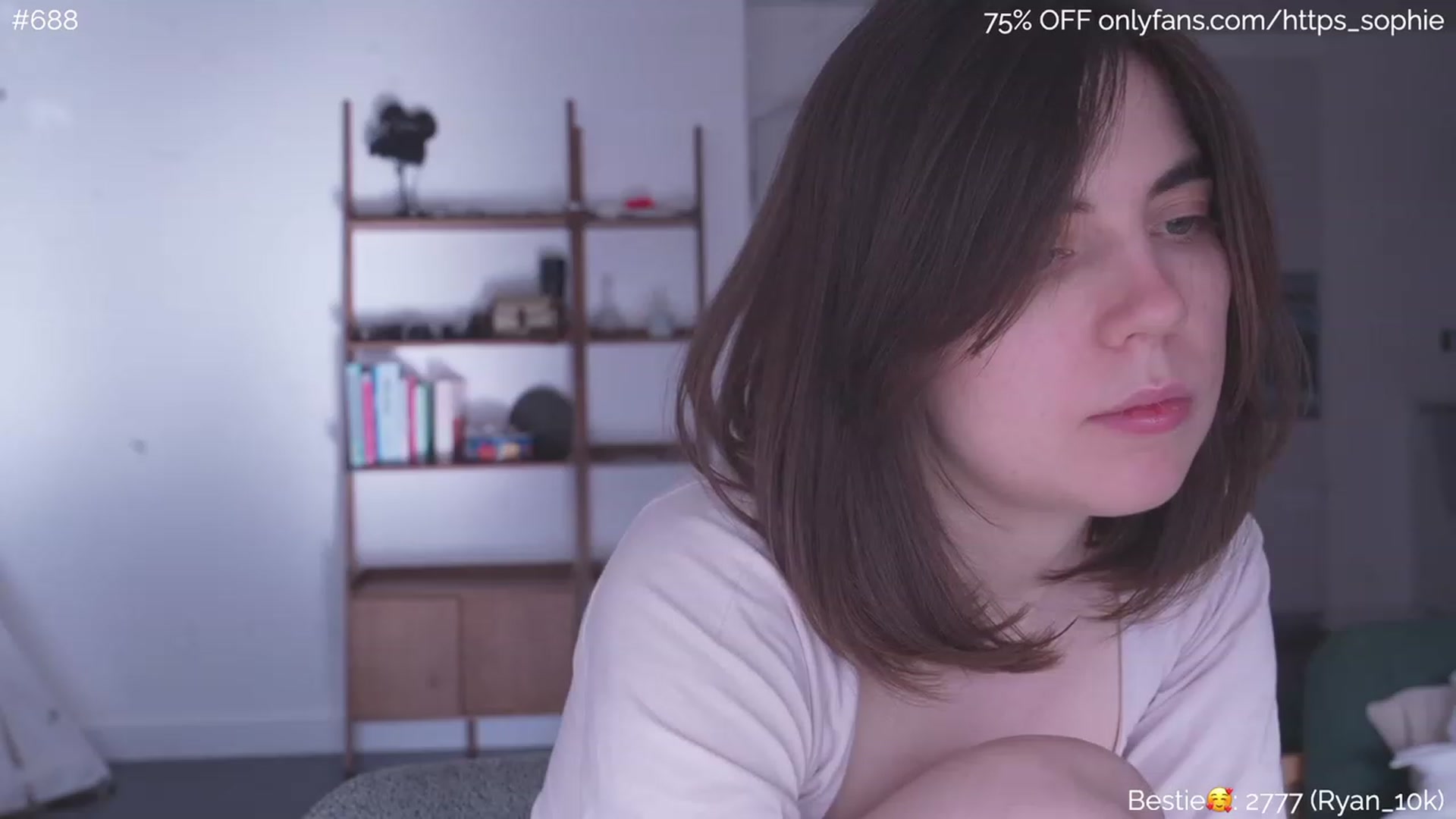 Gallery image thumbnail from phyllo_sophie's myfreecams stream on, 05/26/2023, 06:40 image 12 of 20