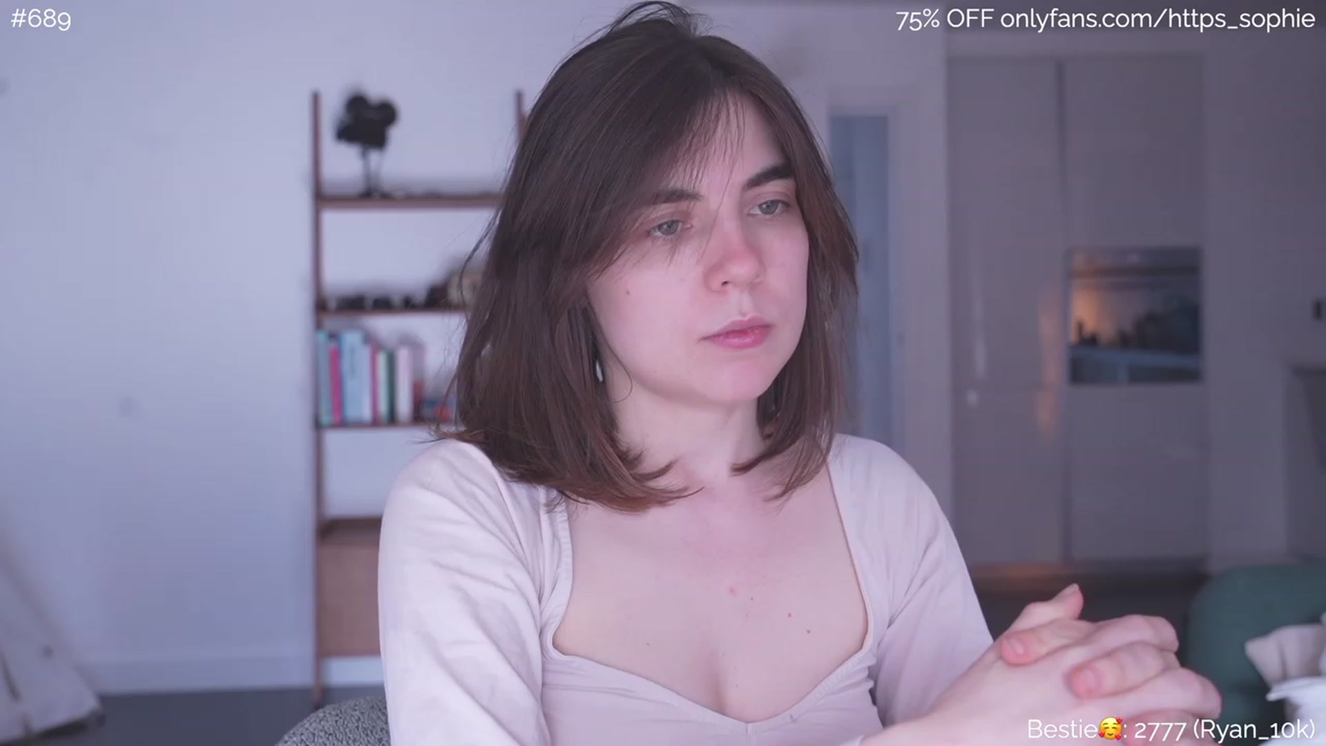 Gallery image thumbnail from phyllo_sophie's myfreecams stream on, 05/26/2023, 06:40 image 3 of 20