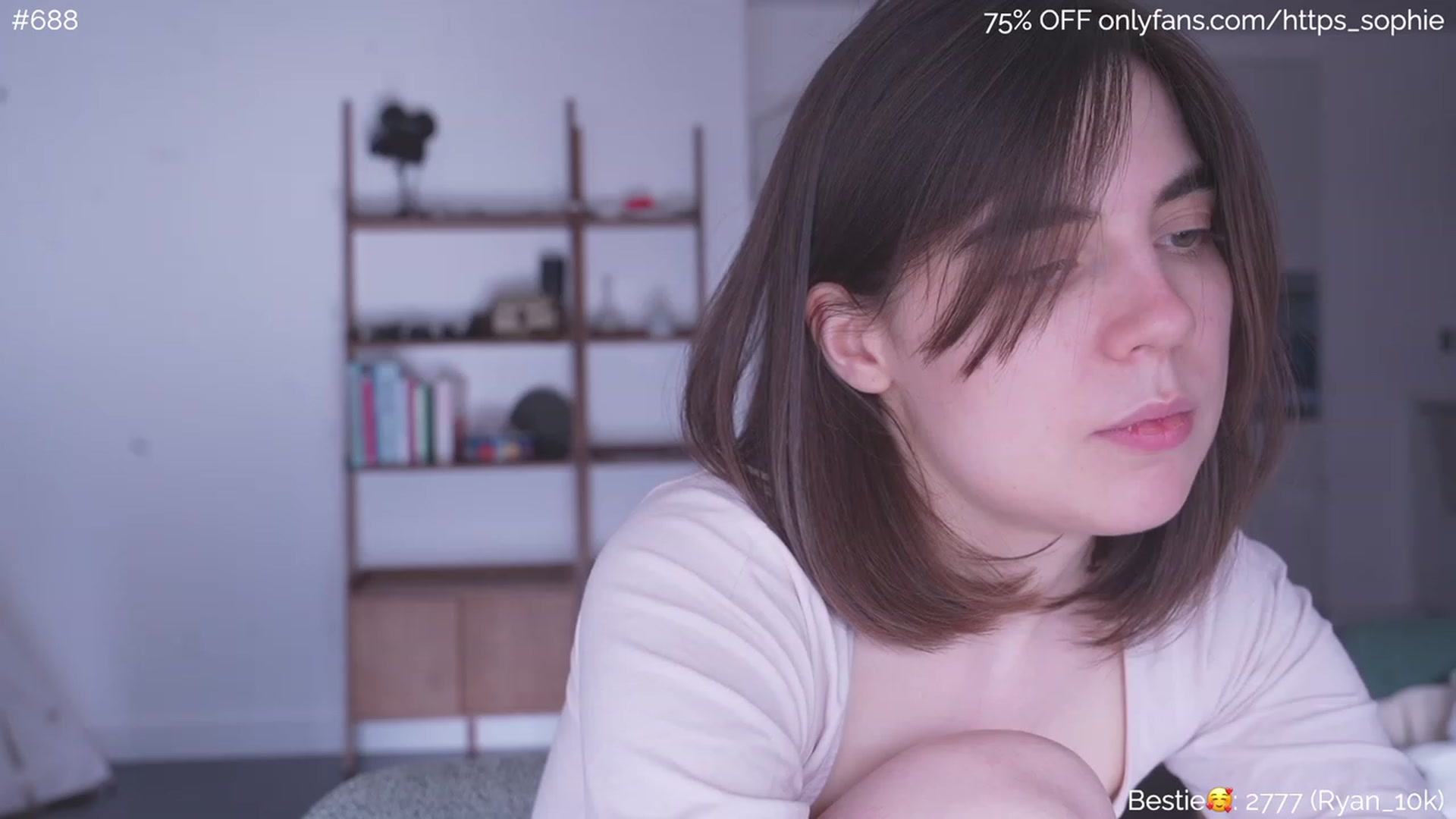 Gallery image thumbnail from phyllo_sophie's myfreecams stream on, 05/26/2023, 06:40 image 19 of 20