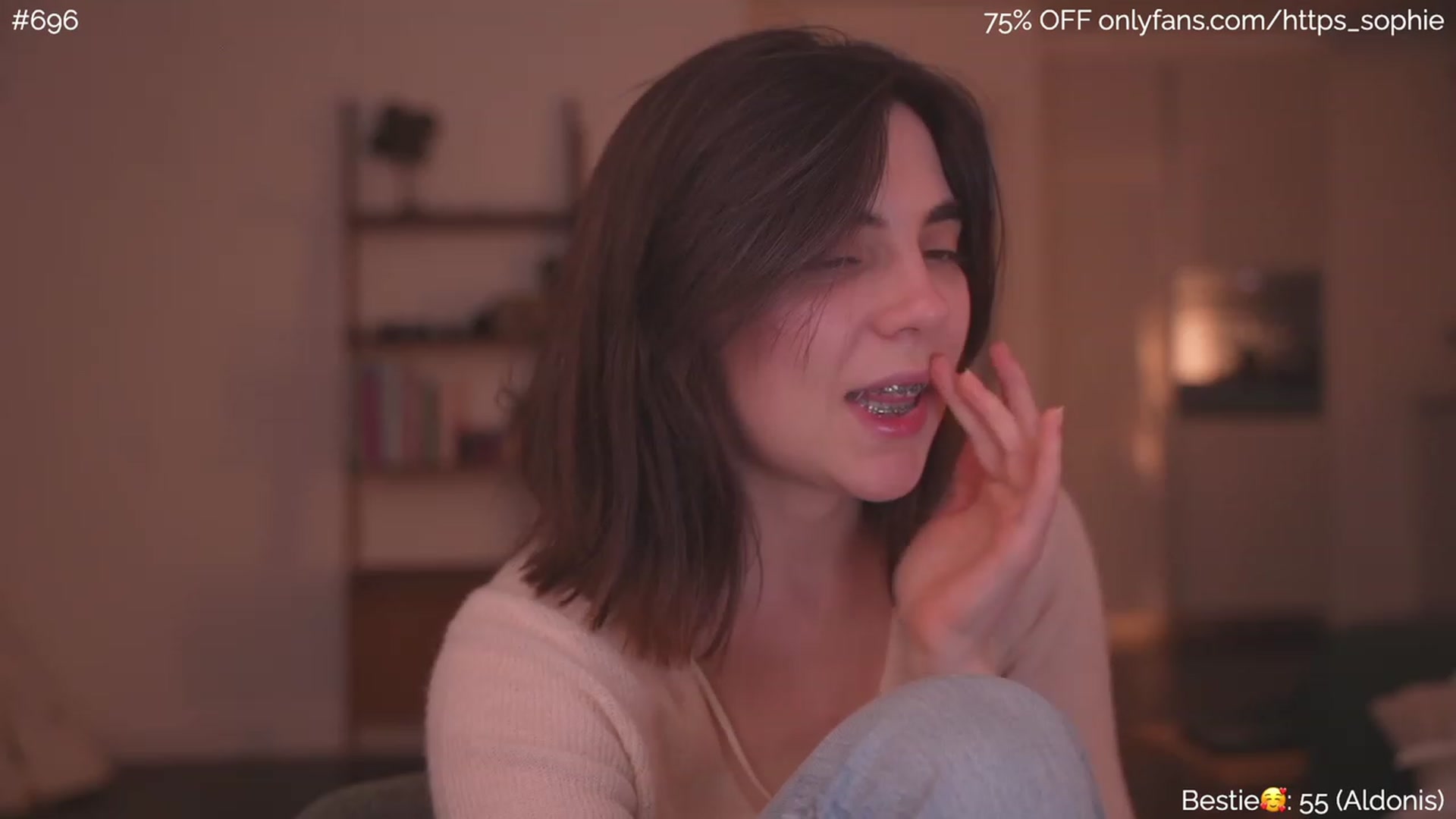 Gallery image thumbnail from phyllo_sophie's myfreecams stream on, 05/27/2023, 02:05 image 12 of 20