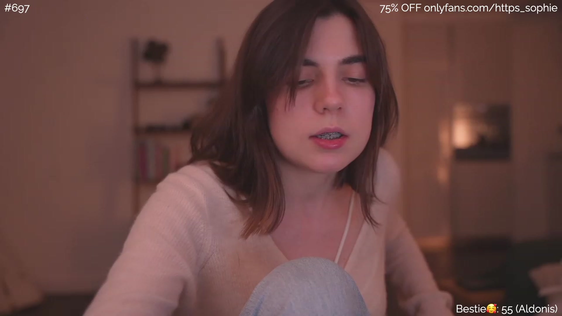 Gallery image thumbnail from phyllo_sophie's myfreecams stream on, 05/27/2023, 02:05 image 13 of 20