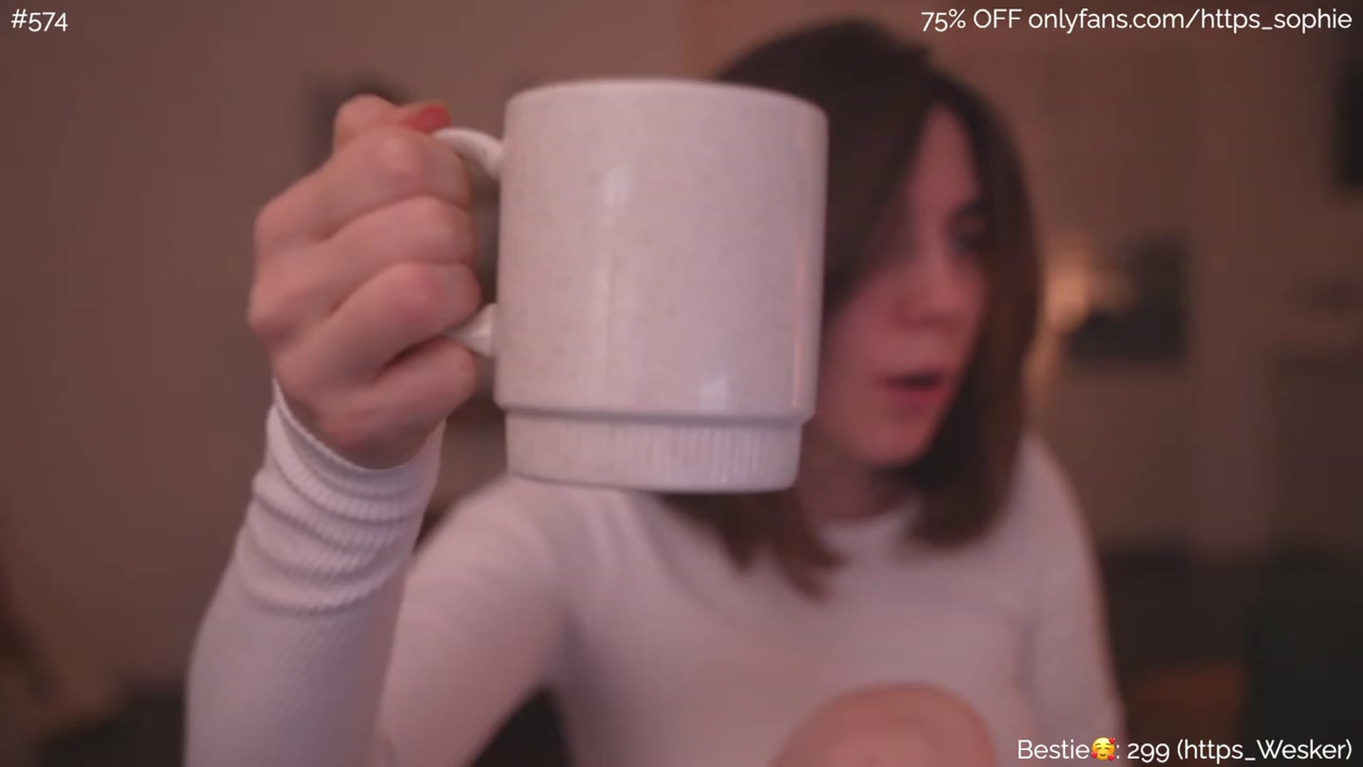 Gallery image thumbnail from phyllo_sophie's myfreecams stream on, 05/29/2023, 24:01 image 13 of 20