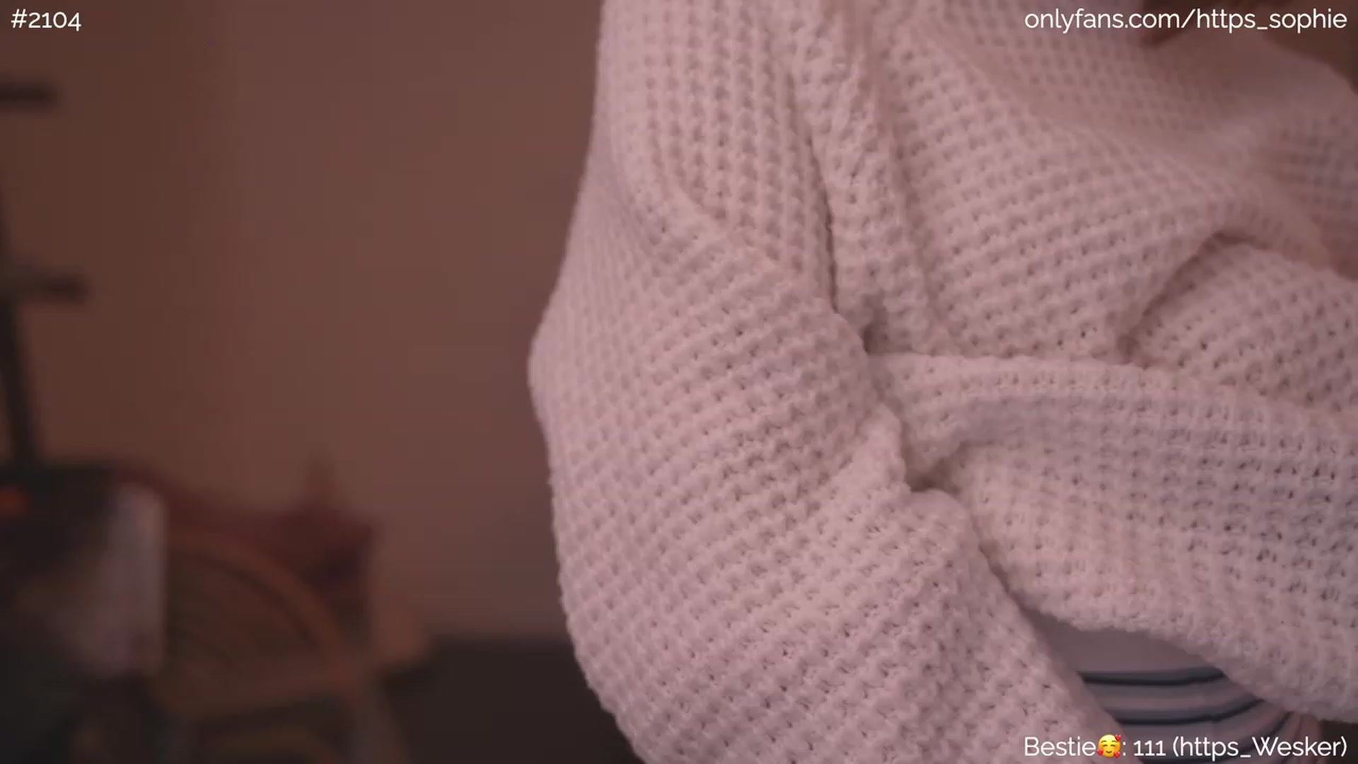 Gallery image thumbnail from phyllo_sophie's myfreecams stream on, 06/02/2023, 24:15 image 6 of 20