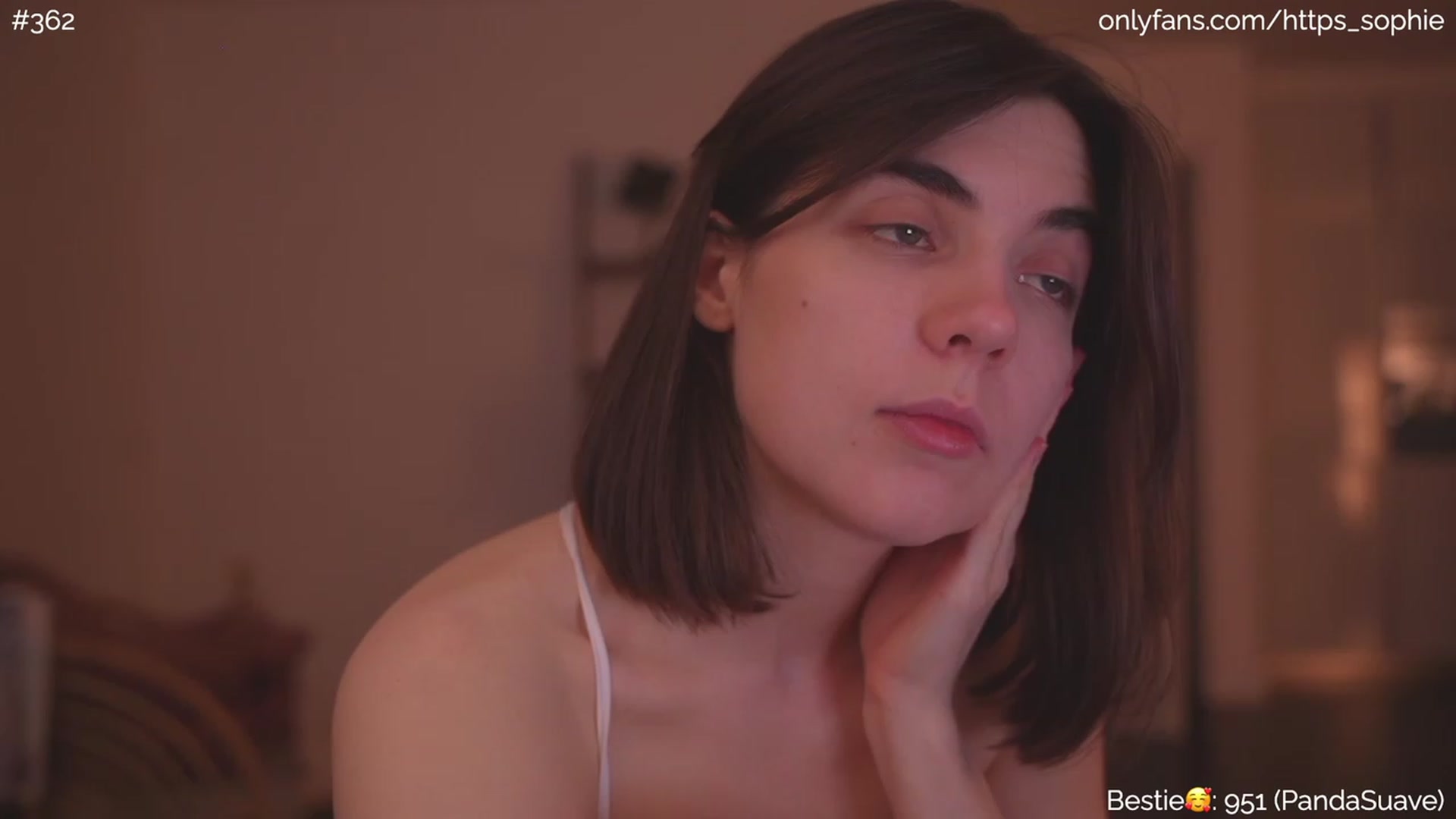 Gallery image thumbnail from phyllo_sophie's myfreecams stream on, 06/02/2023, 02:29 image 1 of 20