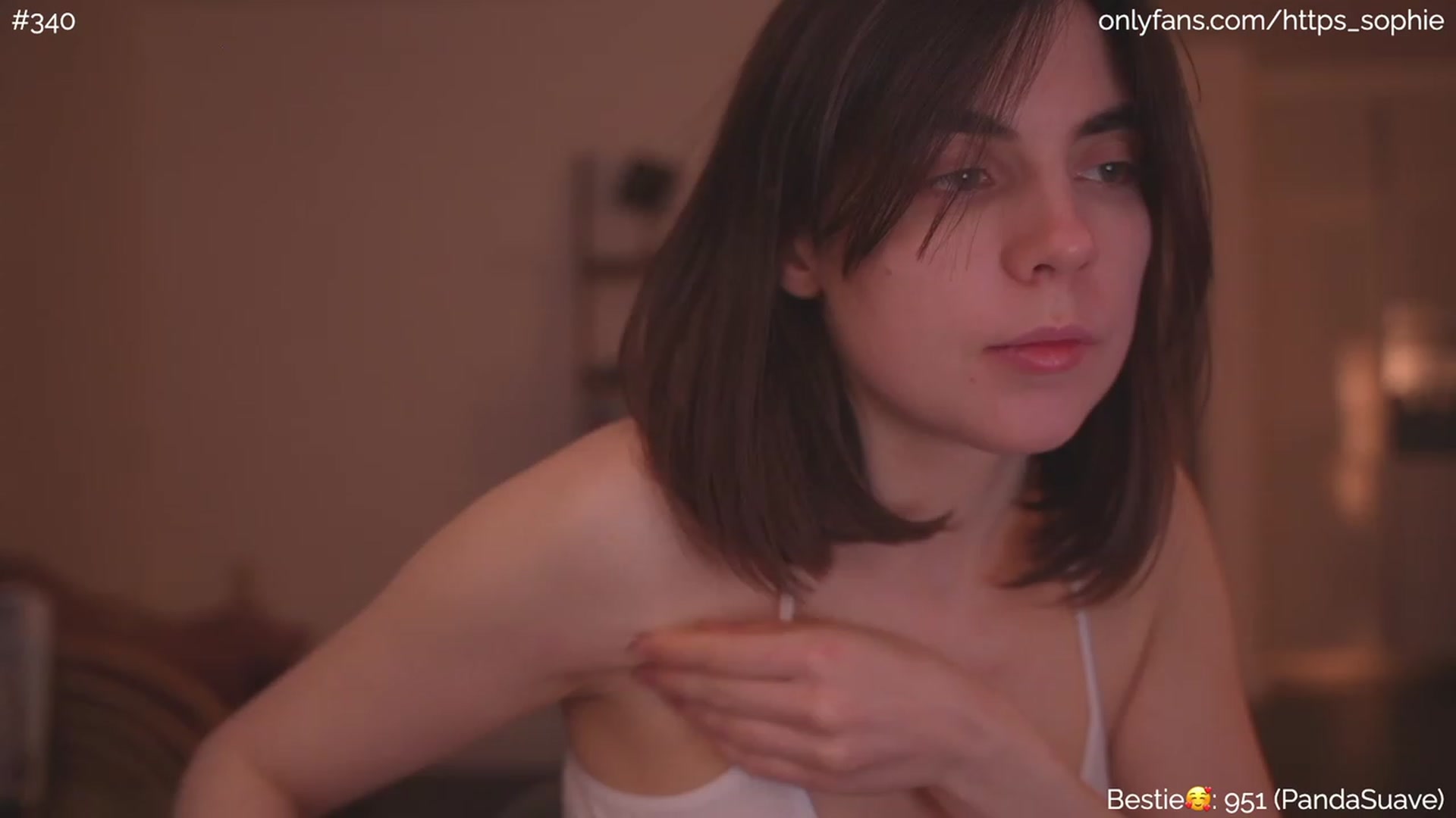 Gallery image thumbnail from phyllo_sophie's myfreecams stream on, 06/02/2023, 02:29 image 18 of 20