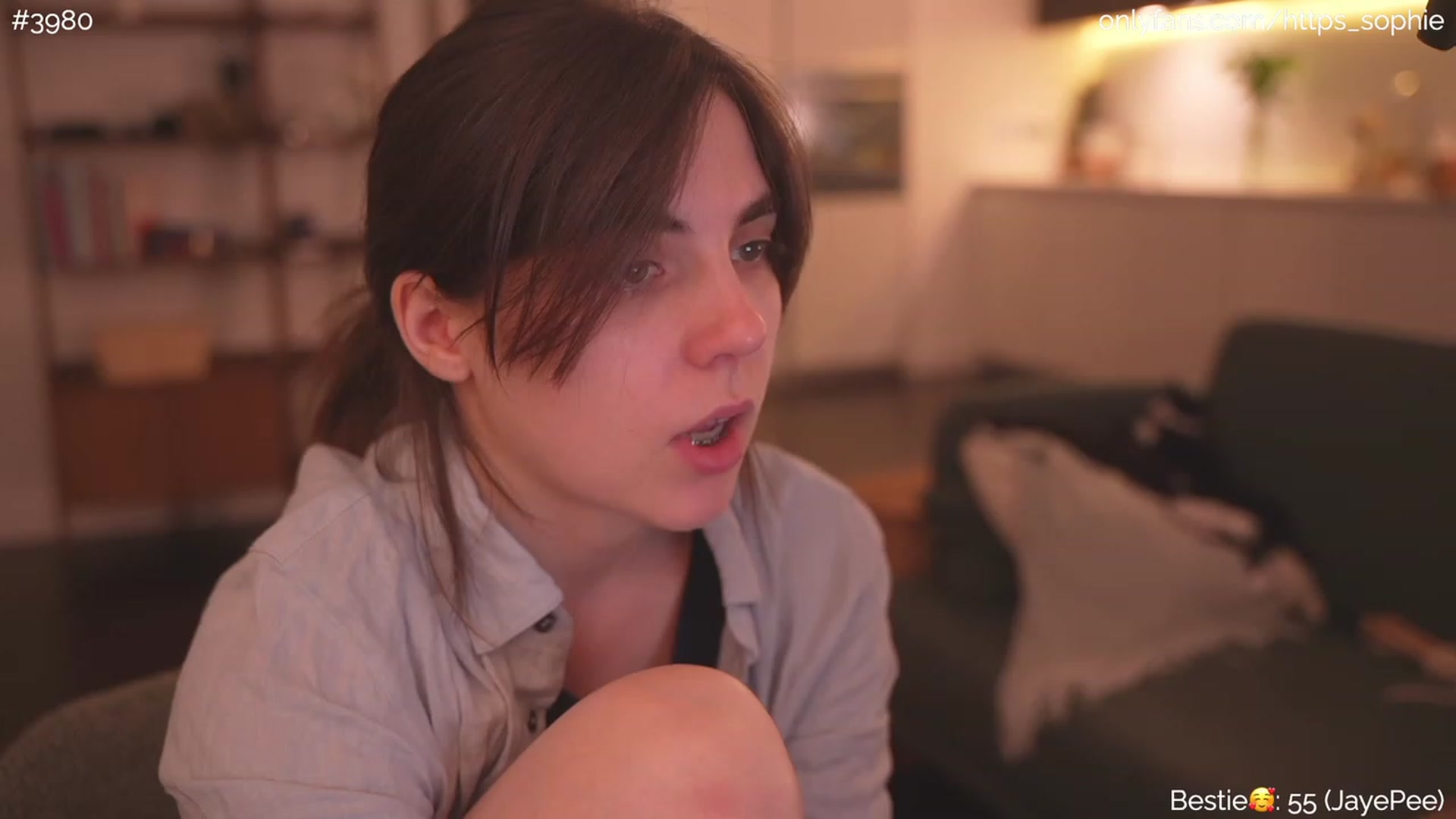 Gallery image thumbnail from phyllo_sophie's myfreecams stream on, 06/22/2023, 24:30 image 15 of 20