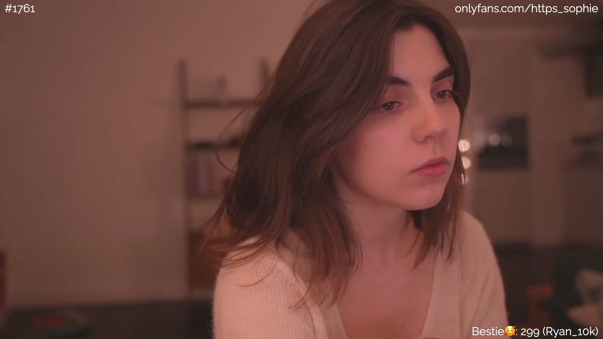 Gallery image thumbnail from phyllo_sophie's myfreecams stream on, 06/25/2023, 24:53 image 5 of 20