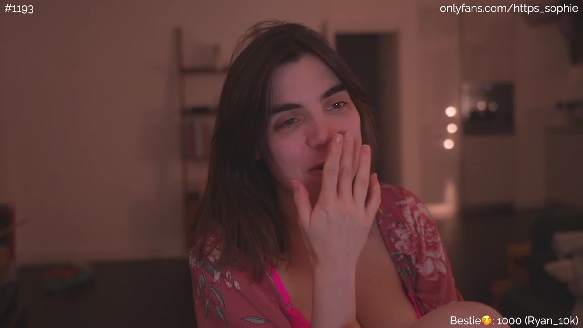 Gallery image thumbnail from phyllo_sophie's myfreecams stream on, 06/25/2023, 03:13 image 18 of 20