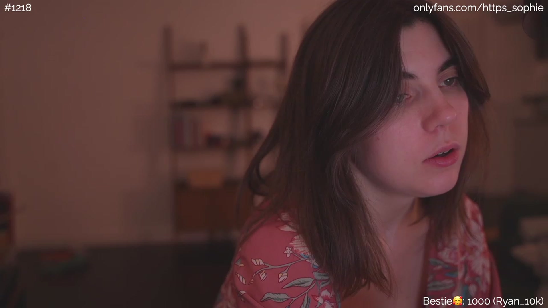Gallery image thumbnail from phyllo_sophie's myfreecams stream on, 06/25/2023, 03:13 image 15 of 20