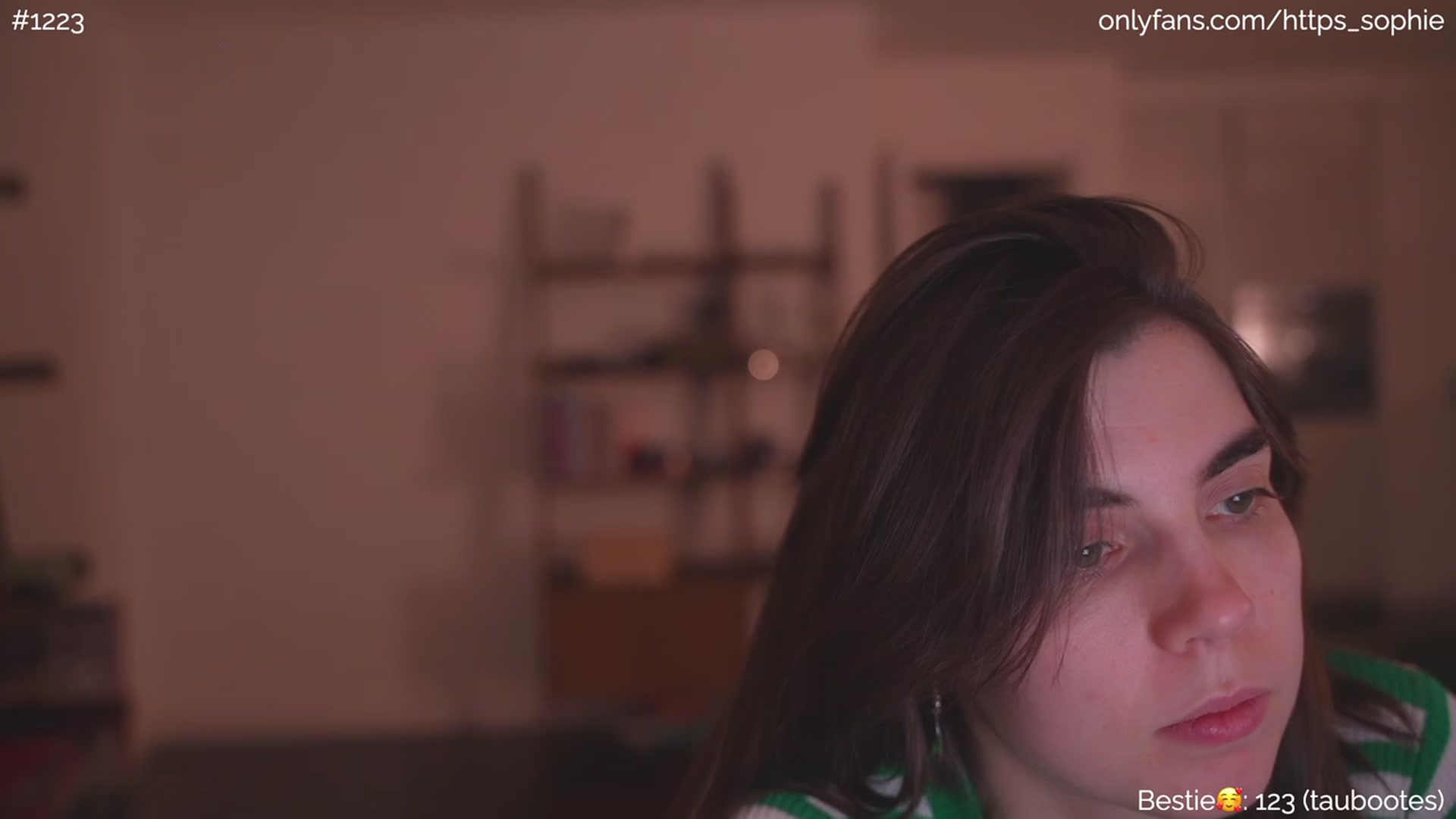 Gallery image thumbnail from phyllo_sophie's myfreecams stream on, 06/28/2023, 24:19 image 12 of 20