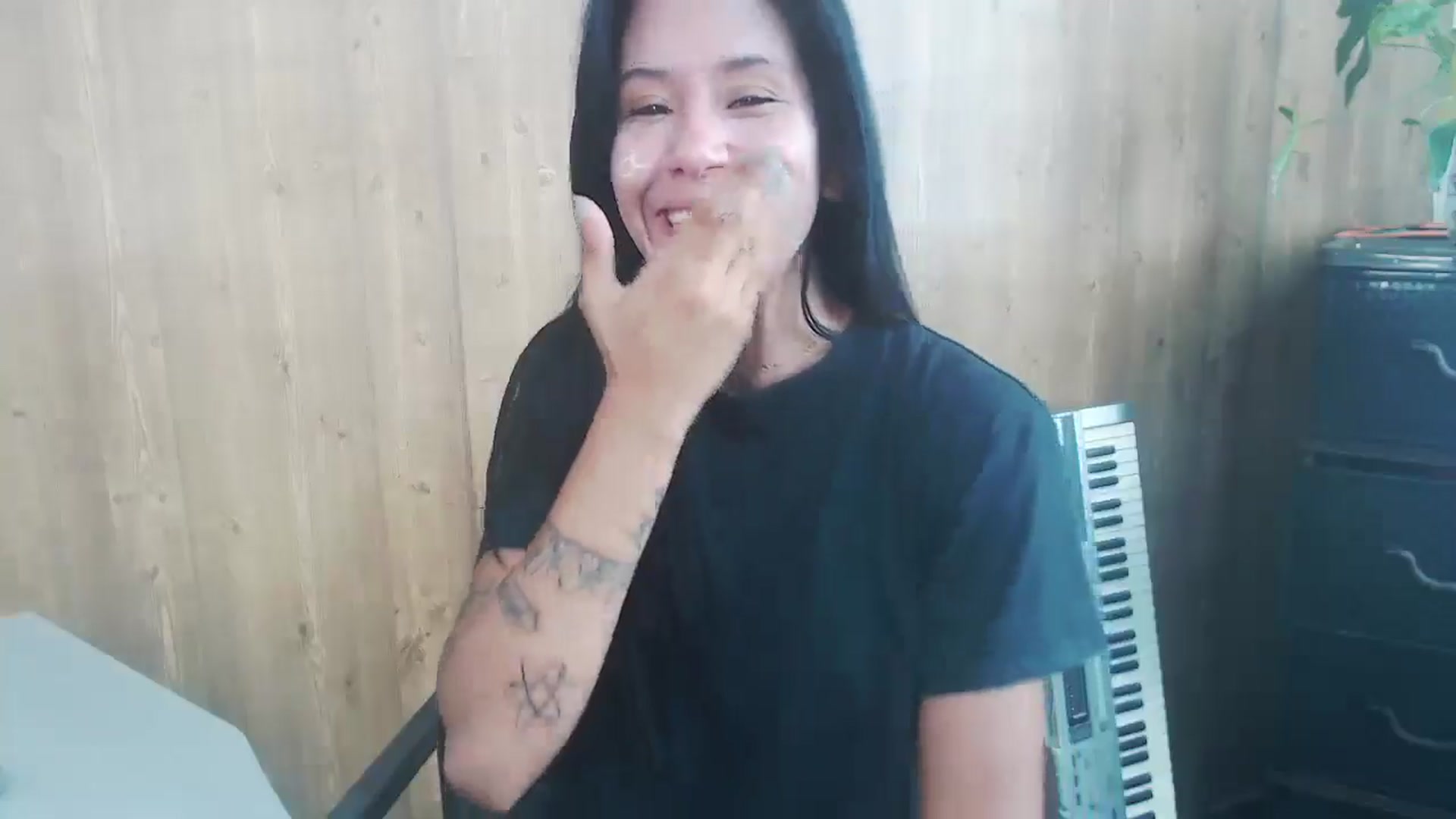 Gallery image thumbnail from pielmorena19's myfreecams stream on, 04/18/2026, 14:57 image 8 of 20