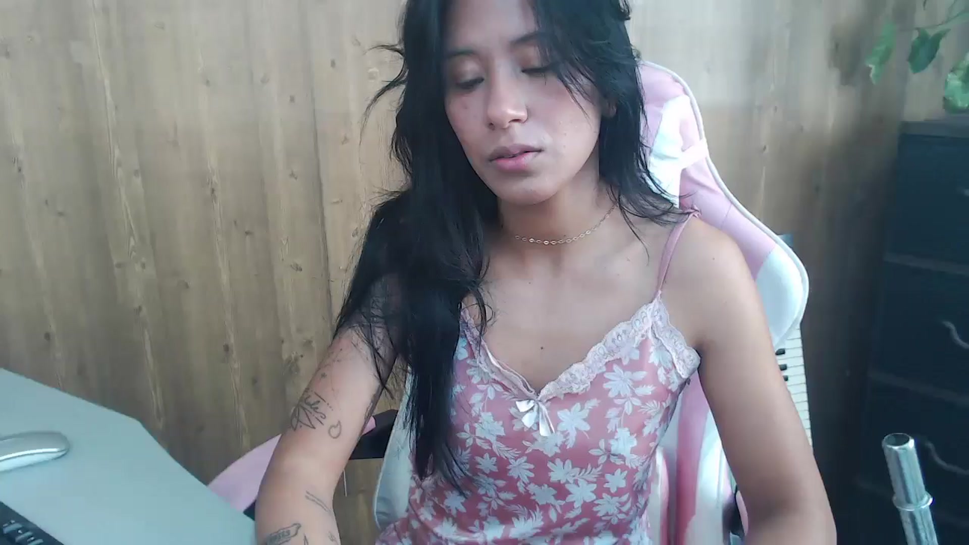 Gallery image thumbnail from pielmorena19's myfreecams stream on, 05/01/2026, 14:48 image 1 of 20