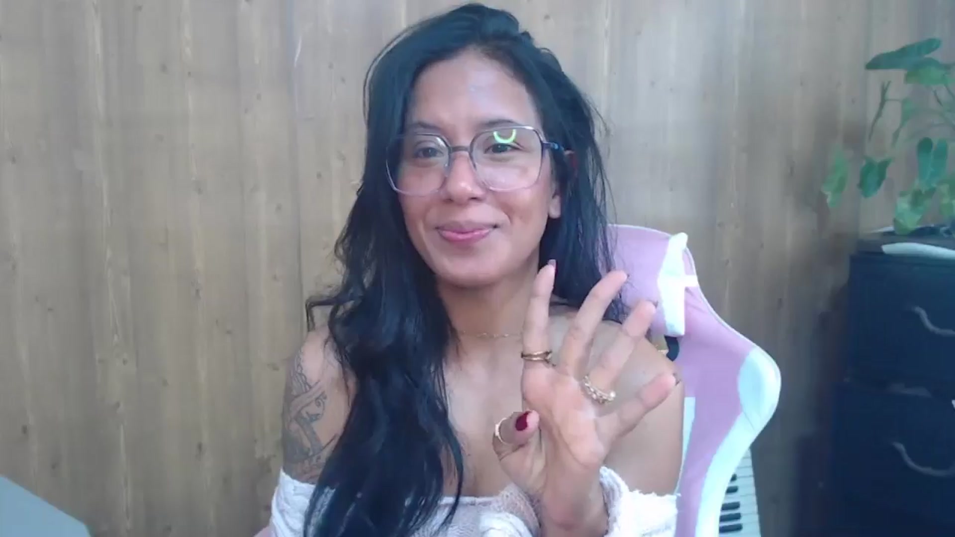 Gallery image thumbnail from pielmorena19's myfreecams stream on, 05/06/2026, 15:46 image 18 of 20