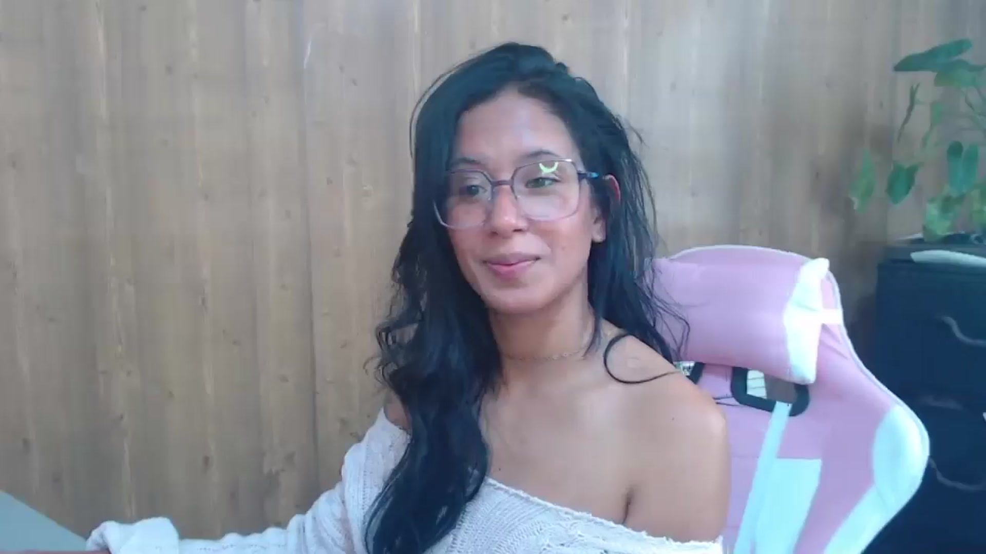 Gallery image thumbnail from pielmorena19's myfreecams stream on, 05/06/2026, 15:46 image 17 of 20