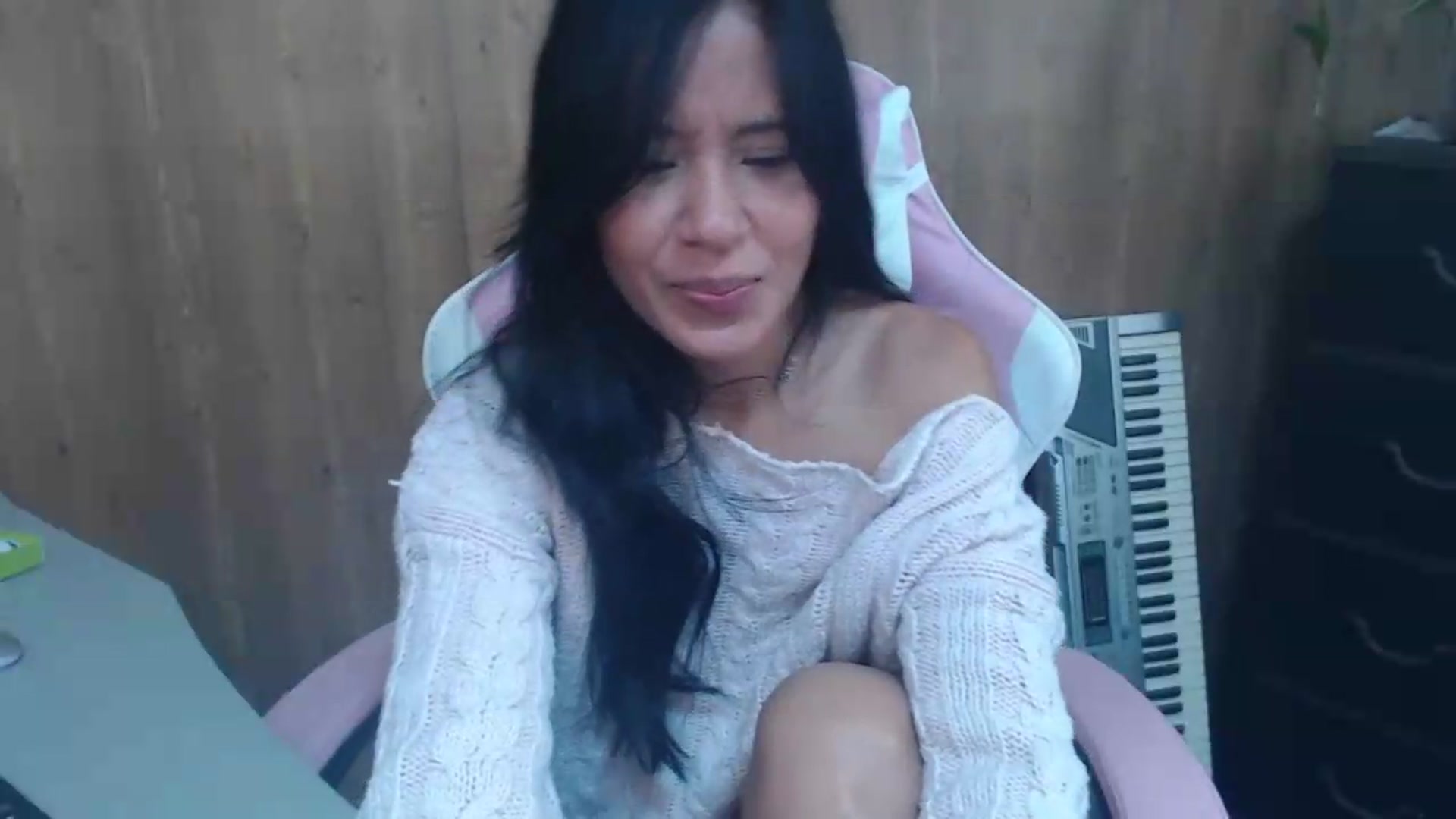 Gallery image thumbnail from pielmorena19's myfreecams stream on, 05/12/2026, 14:08 image 18 of 20
