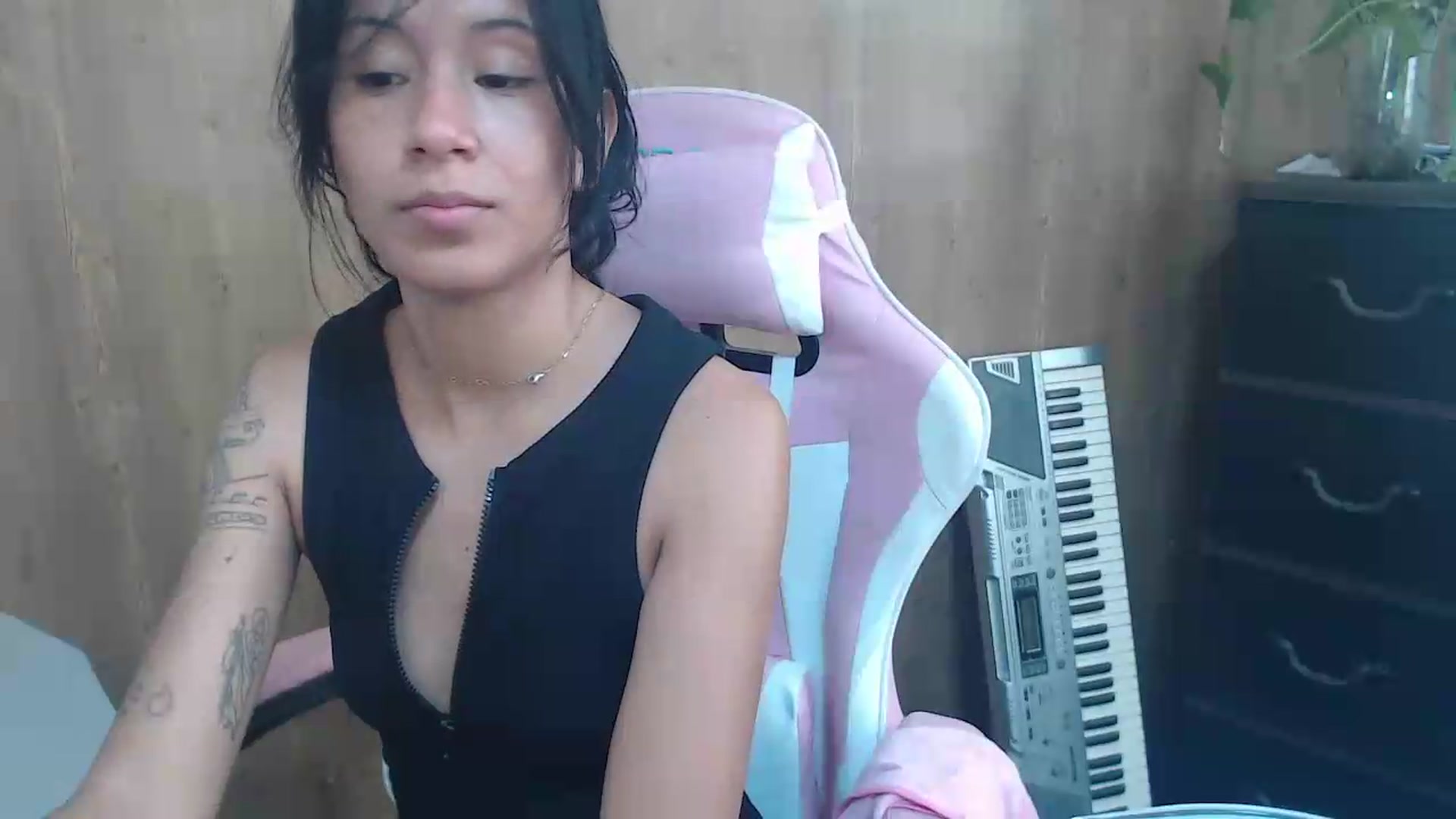 Gallery image thumbnail from pielmorena19's myfreecams stream on, 05/12/2026, 14:08 image 4 of 20