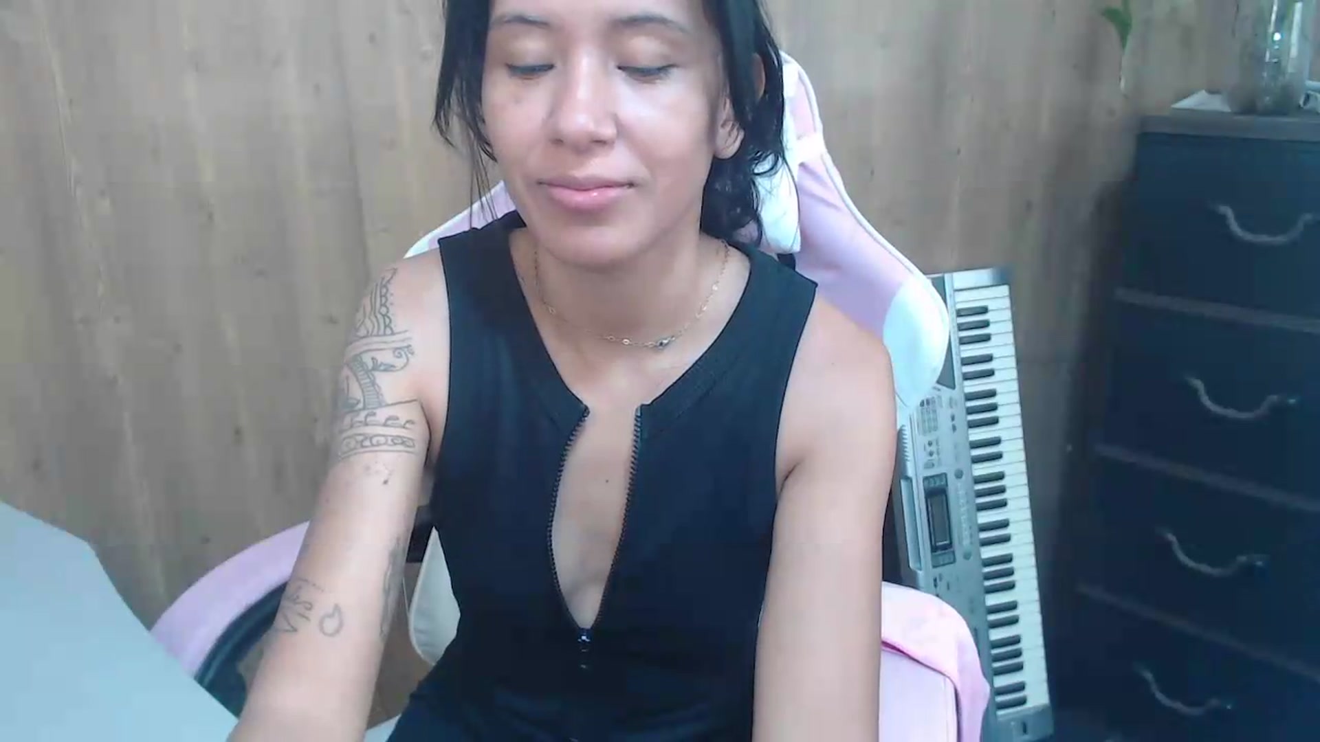 Gallery image thumbnail from pielmorena19's myfreecams stream on, 05/12/2026, 14:08 image 9 of 20