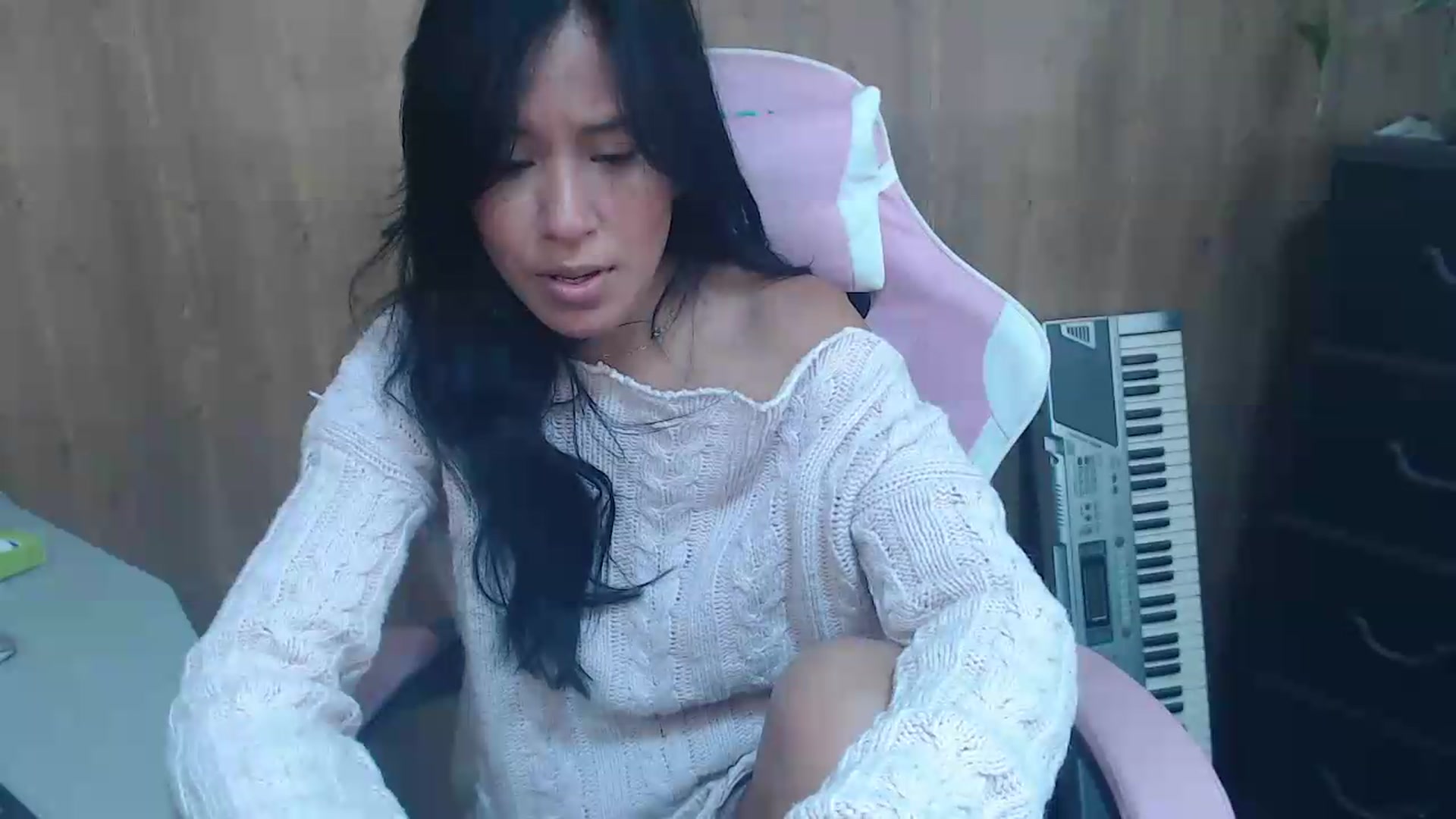 Gallery image thumbnail from pielmorena19's myfreecams stream on, 05/12/2026, 14:08 image 17 of 20