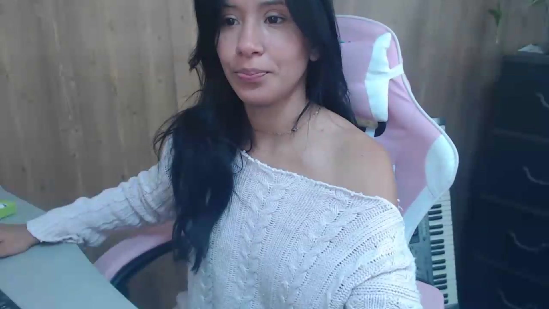 Gallery image thumbnail from pielmorena19's myfreecams stream on, 05/12/2026, 14:08 image 20 of 20