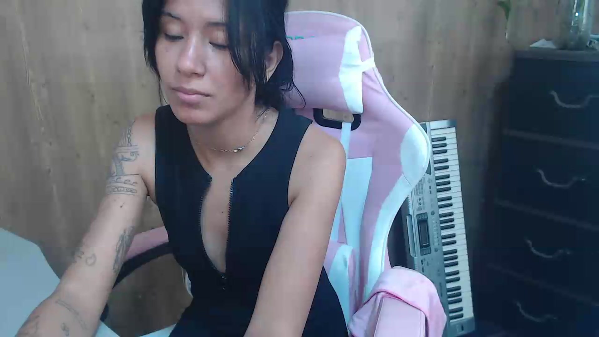 Gallery image thumbnail from pielmorena19's myfreecams stream on, 05/12/2026, 14:08 image 8 of 20