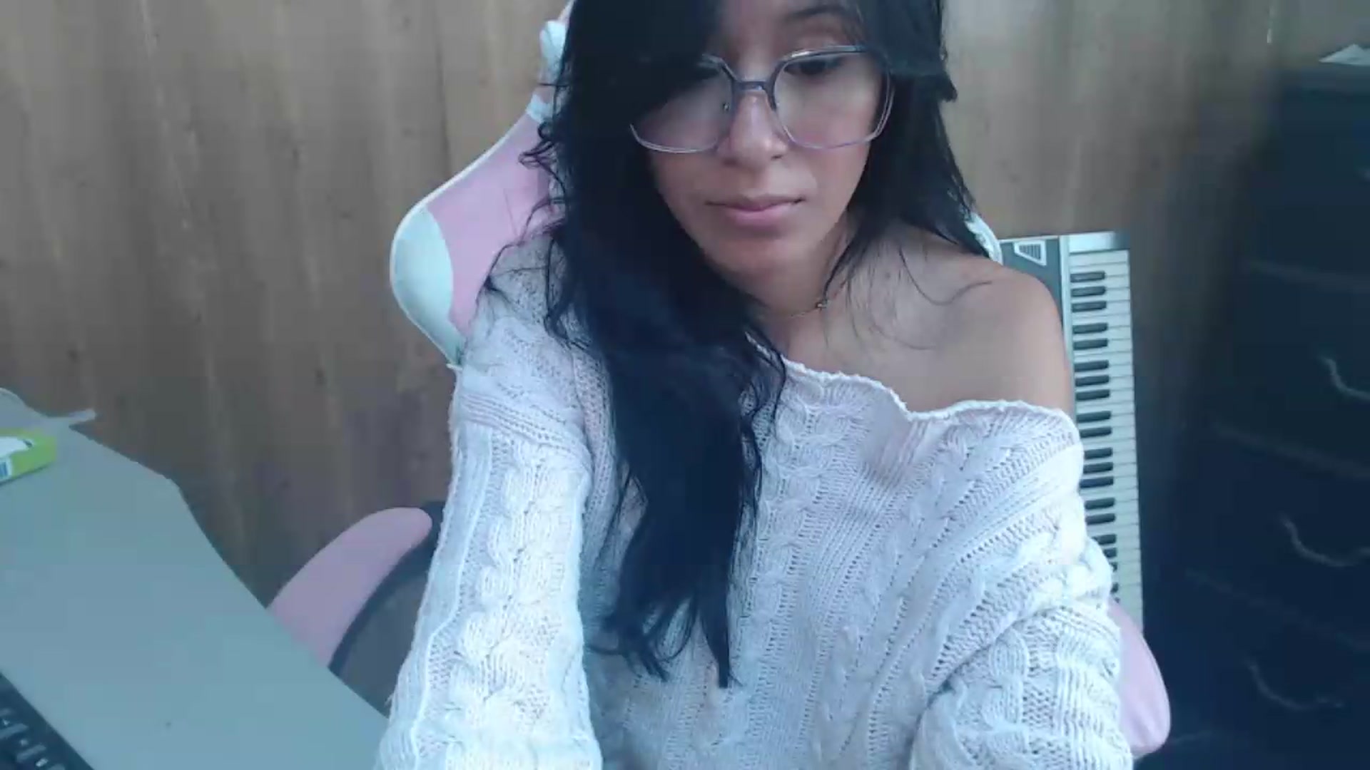 Gallery image thumbnail from pielmorena19's myfreecams stream on, 05/12/2026, 14:54 image 14 of 20