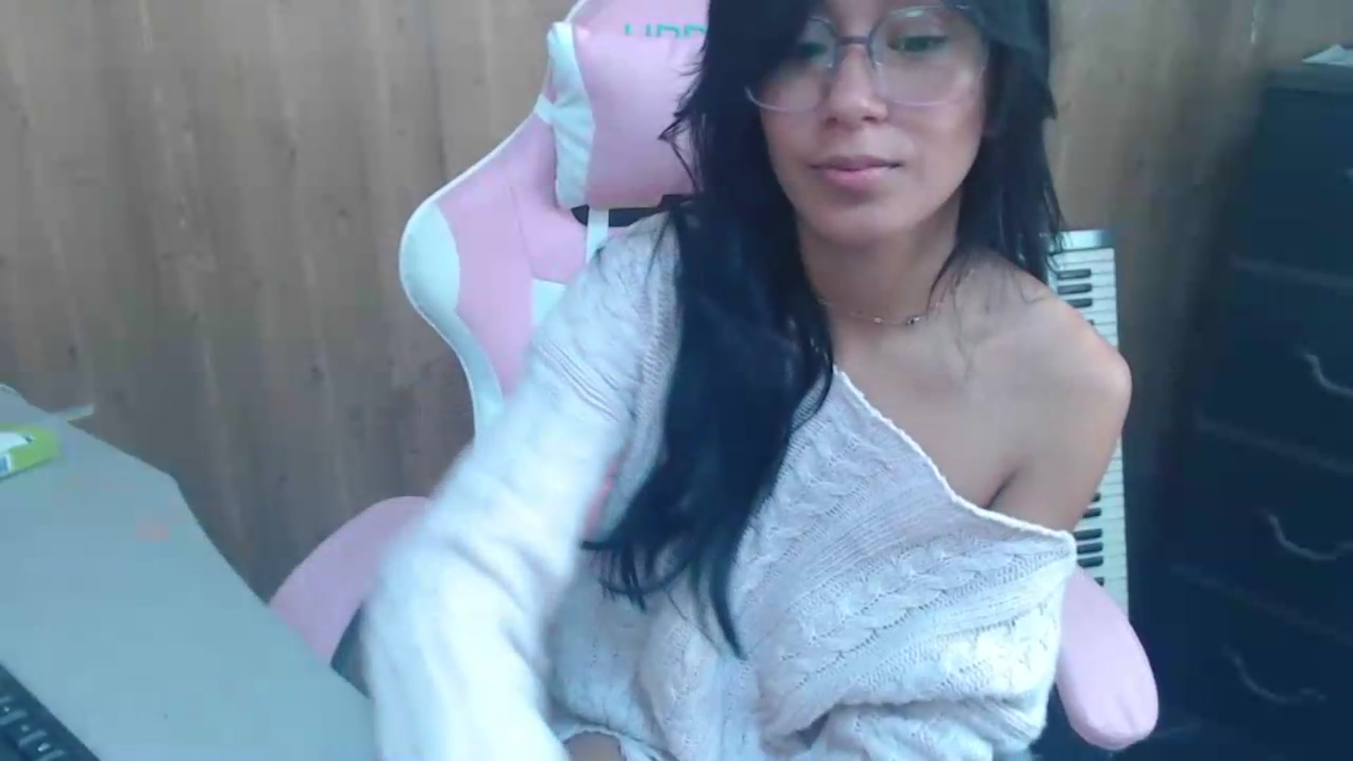 Gallery image thumbnail from pielmorena19's myfreecams stream on, 05/12/2026, 14:54 image 16 of 20
