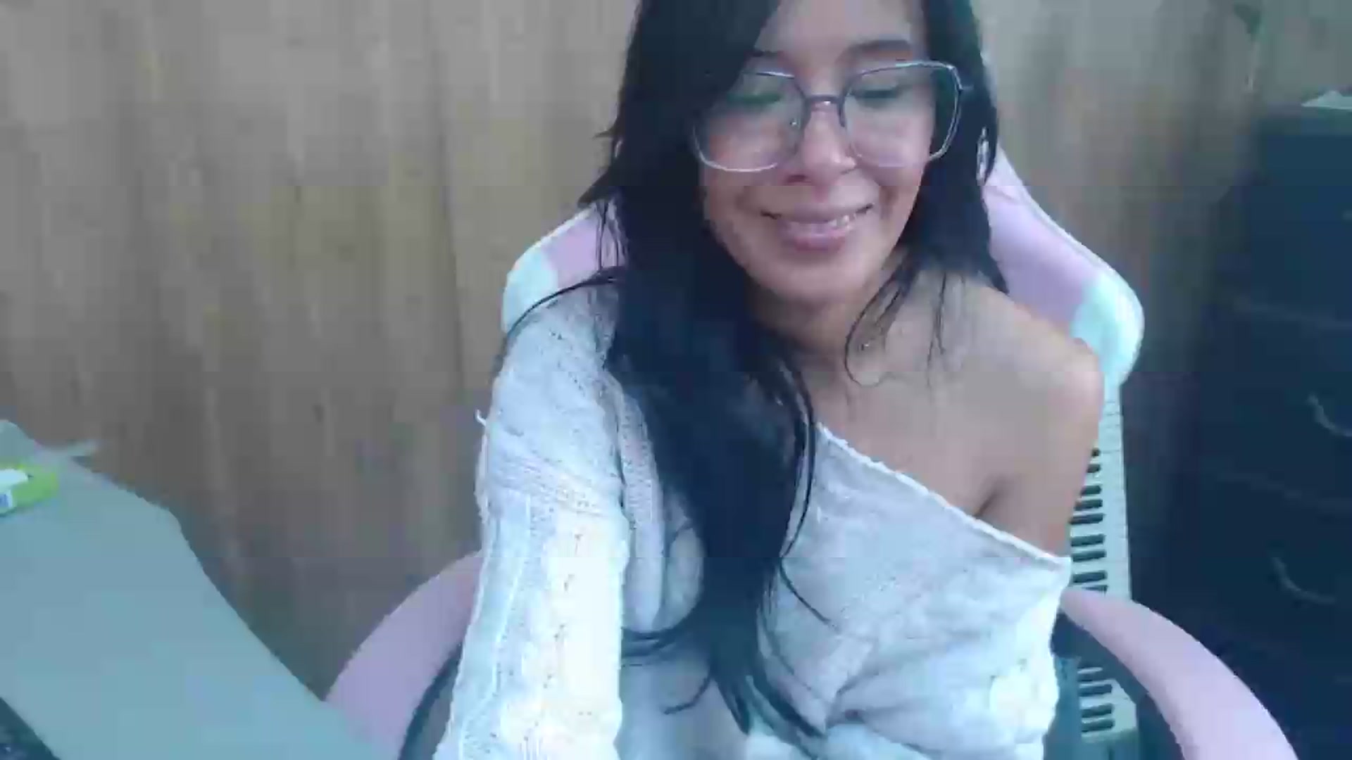 Gallery image thumbnail from pielmorena19's myfreecams stream on, 05/12/2026, 15:32 image 1 of 20