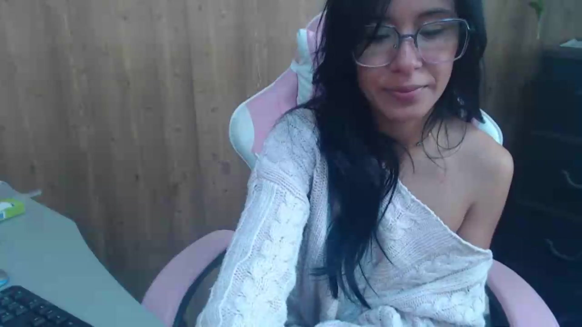 Gallery image thumbnail from pielmorena19's myfreecams stream on, 05/12/2026, 15:32 image 10 of 20