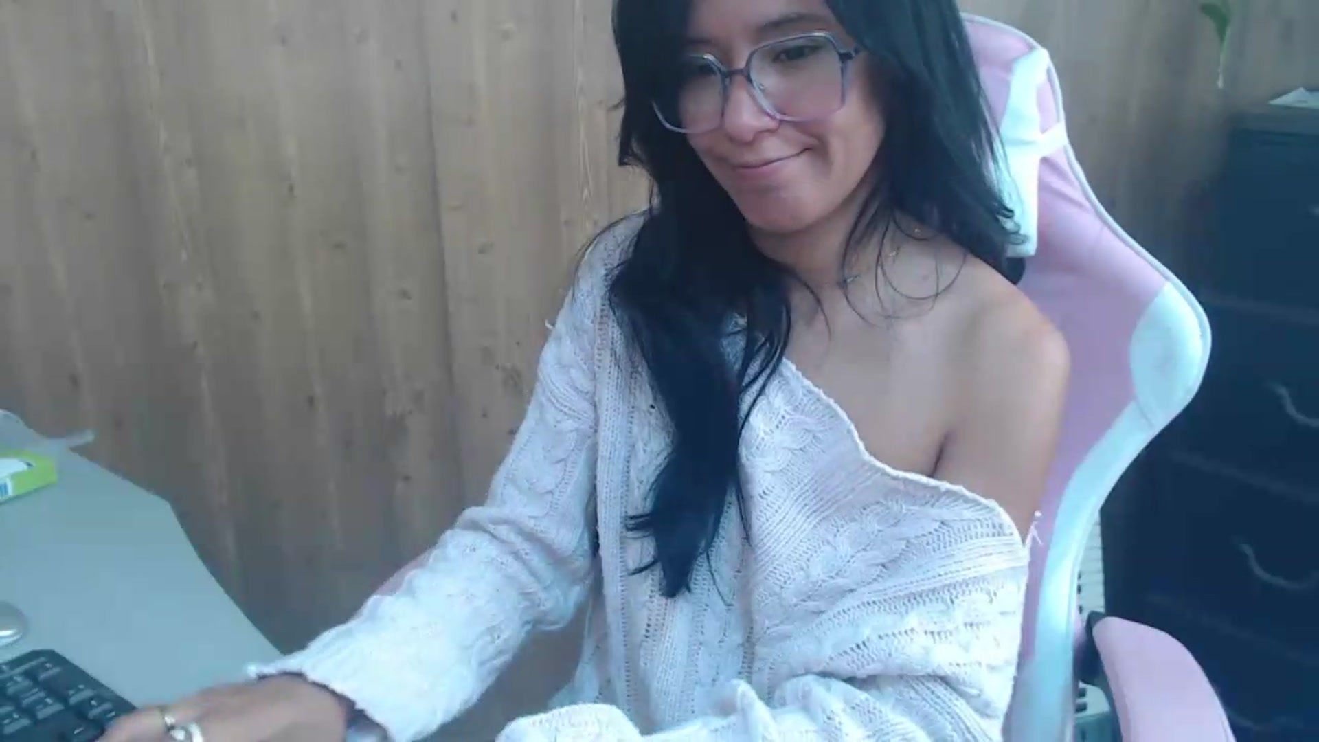 Gallery image thumbnail from pielmorena19's myfreecams stream on, 05/12/2026, 15:32 image 11 of 20