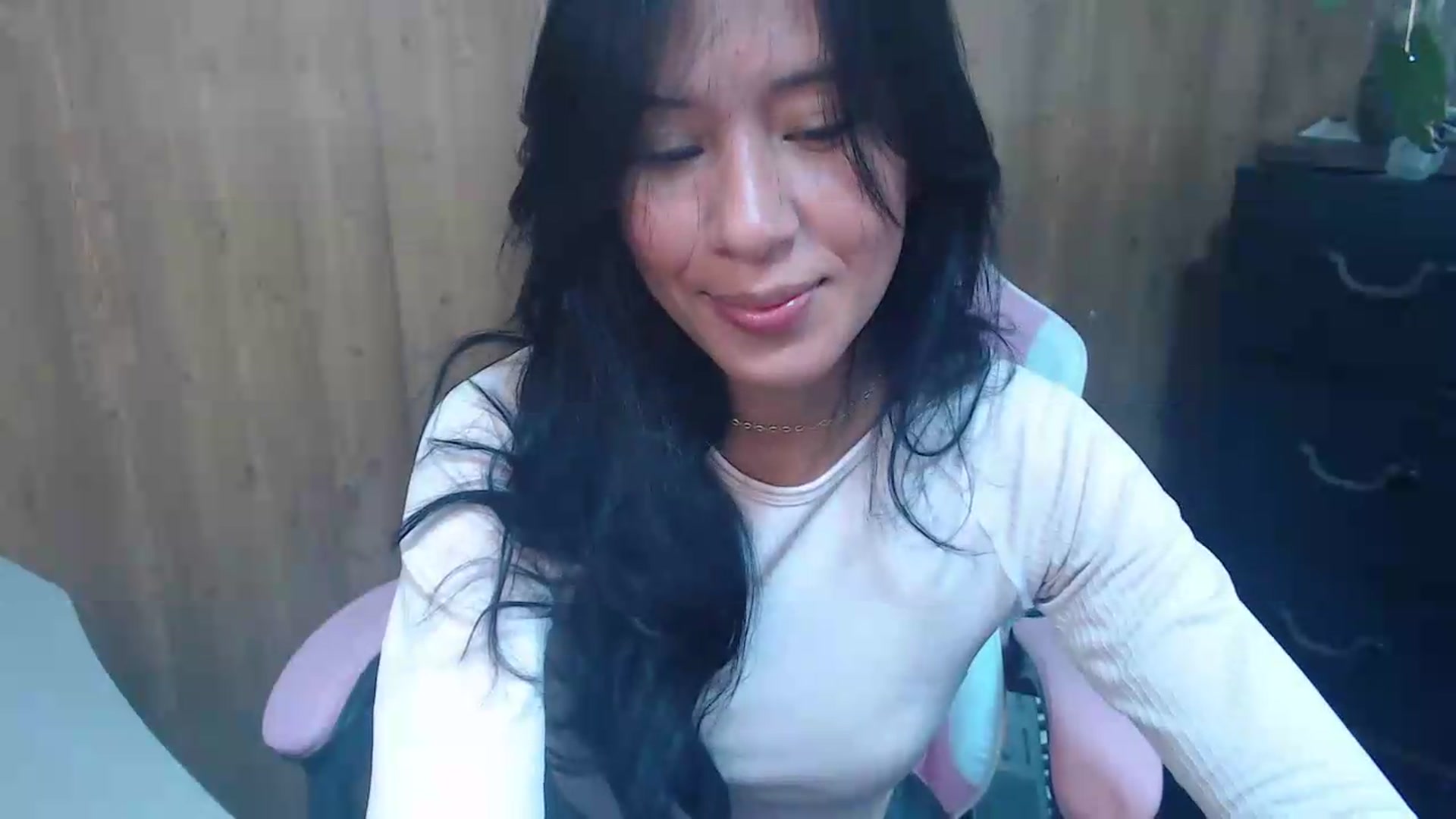 Gallery image thumbnail from pielmorena19's myfreecams stream on, 05/13/2026, 13:40 image 9 of 20