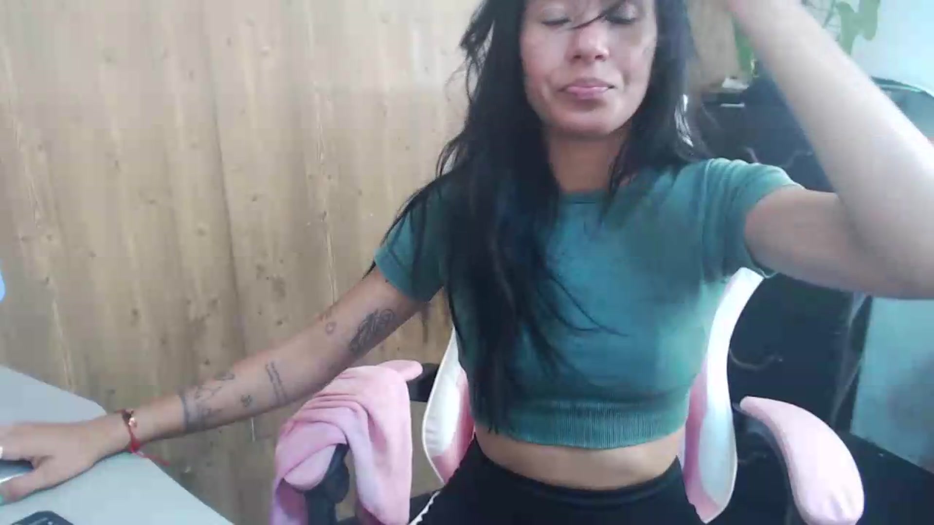 Gallery image thumbnail from pielmorena19's myfreecams stream on, 05/14/2026, 14:46 image 17 of 20