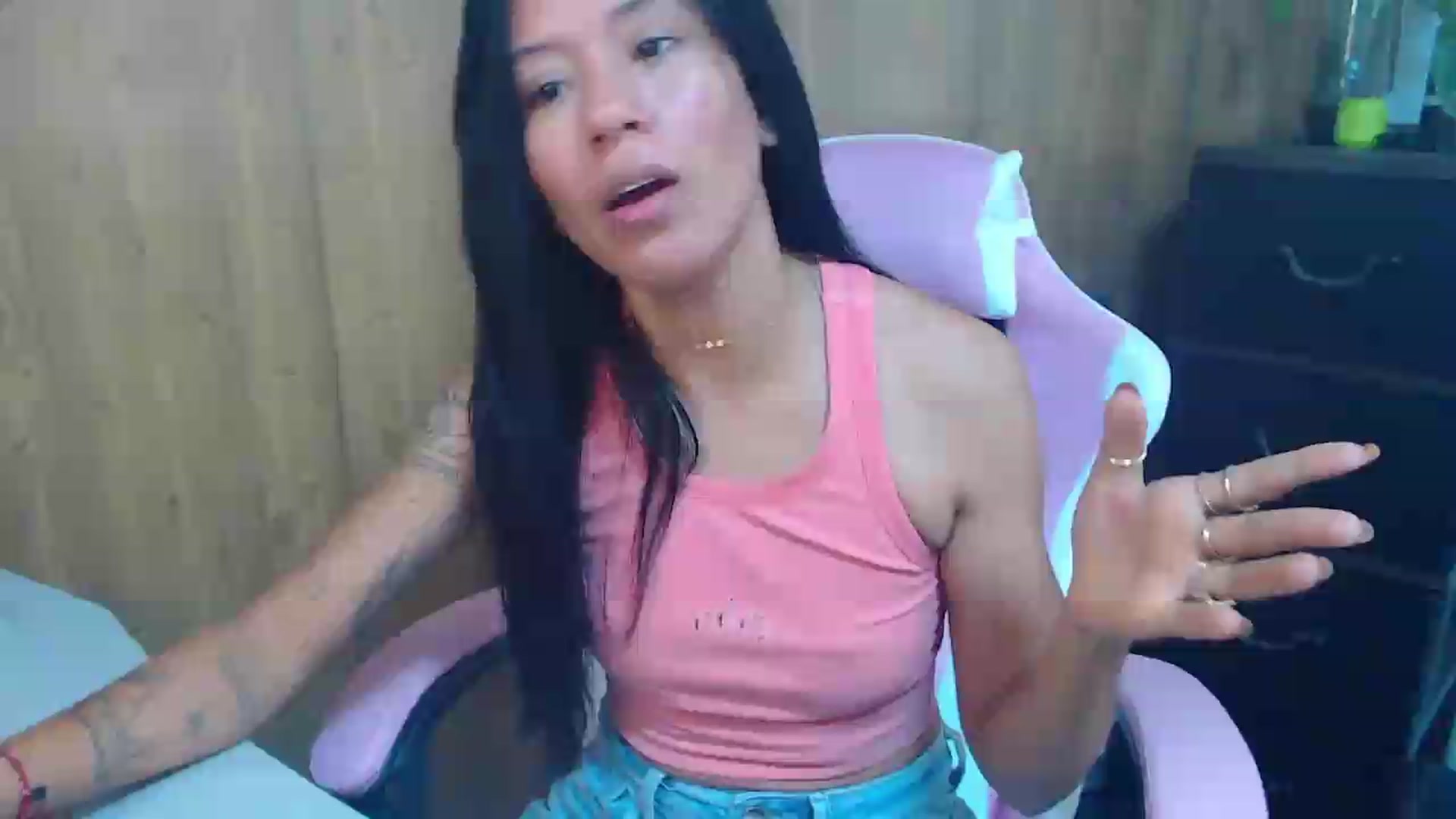 Gallery image thumbnail from pielmorena19's myfreecams stream on, 05/23/2026, 15:33 image 15 of 20