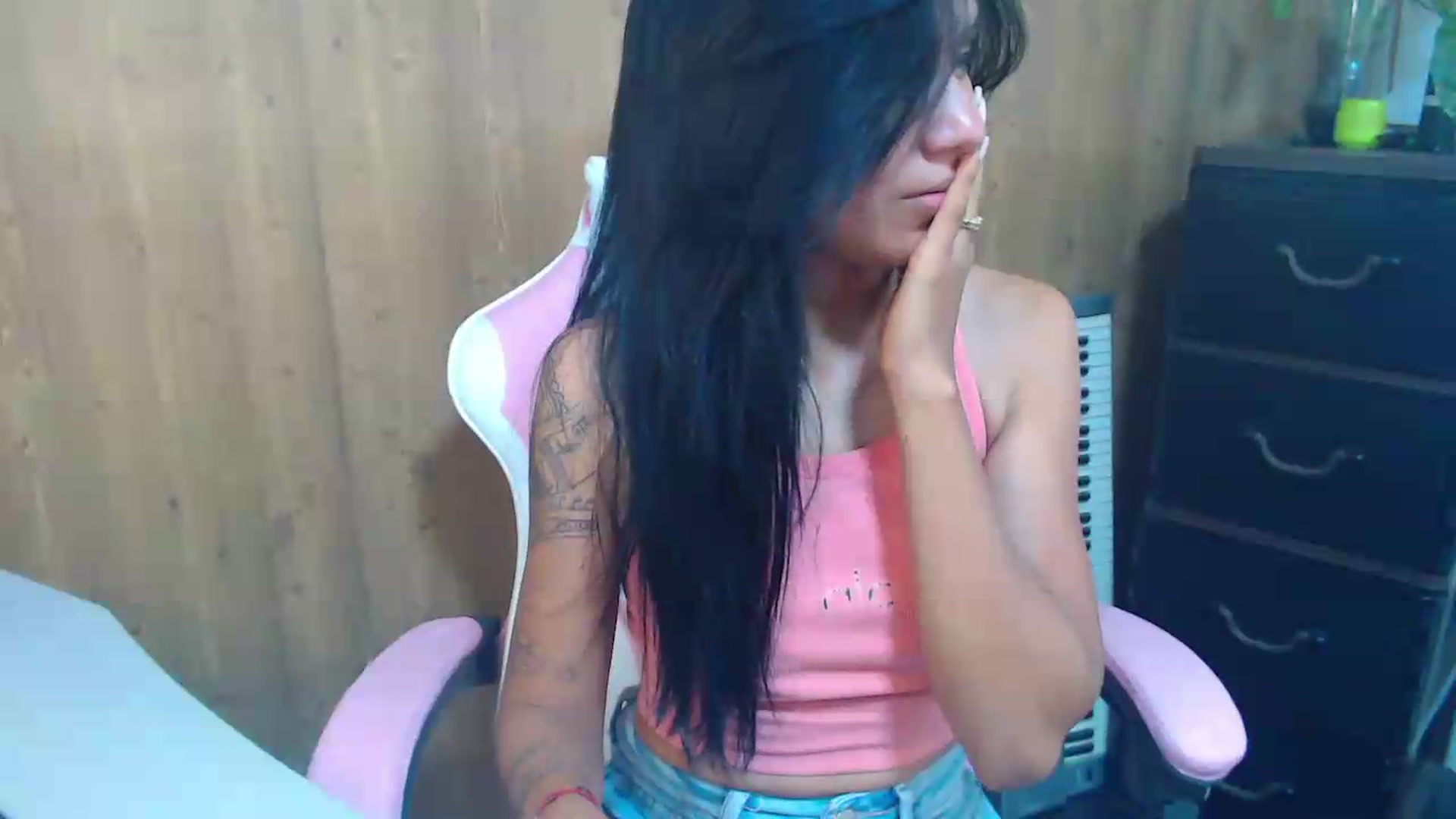 Gallery image thumbnail from pielmorena19's myfreecams stream on, 05/23/2026, 15:33 image 11 of 20