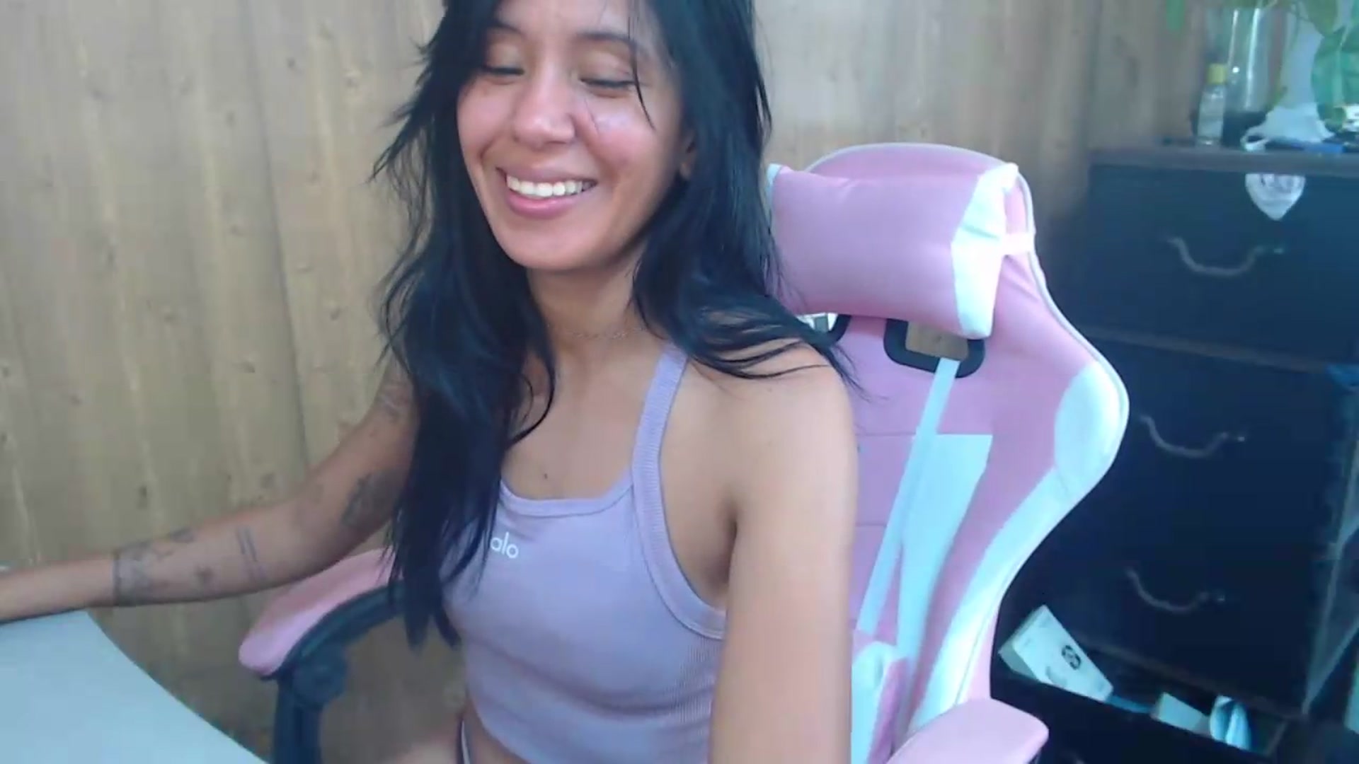 Gallery image thumbnail from pielmorena19's myfreecams stream on, 05/26/2026, 15:49 image 16 of 20