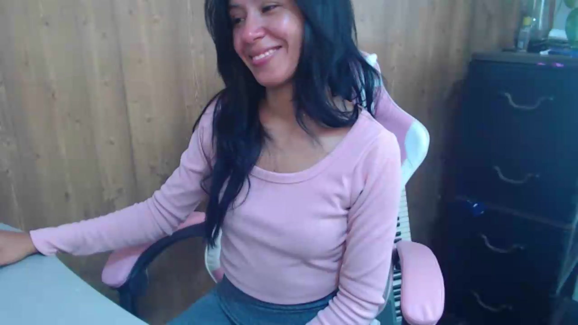 Gallery image thumbnail from pielmorena19's myfreecams stream on, 05/28/2026, 15:35 image 16 of 20