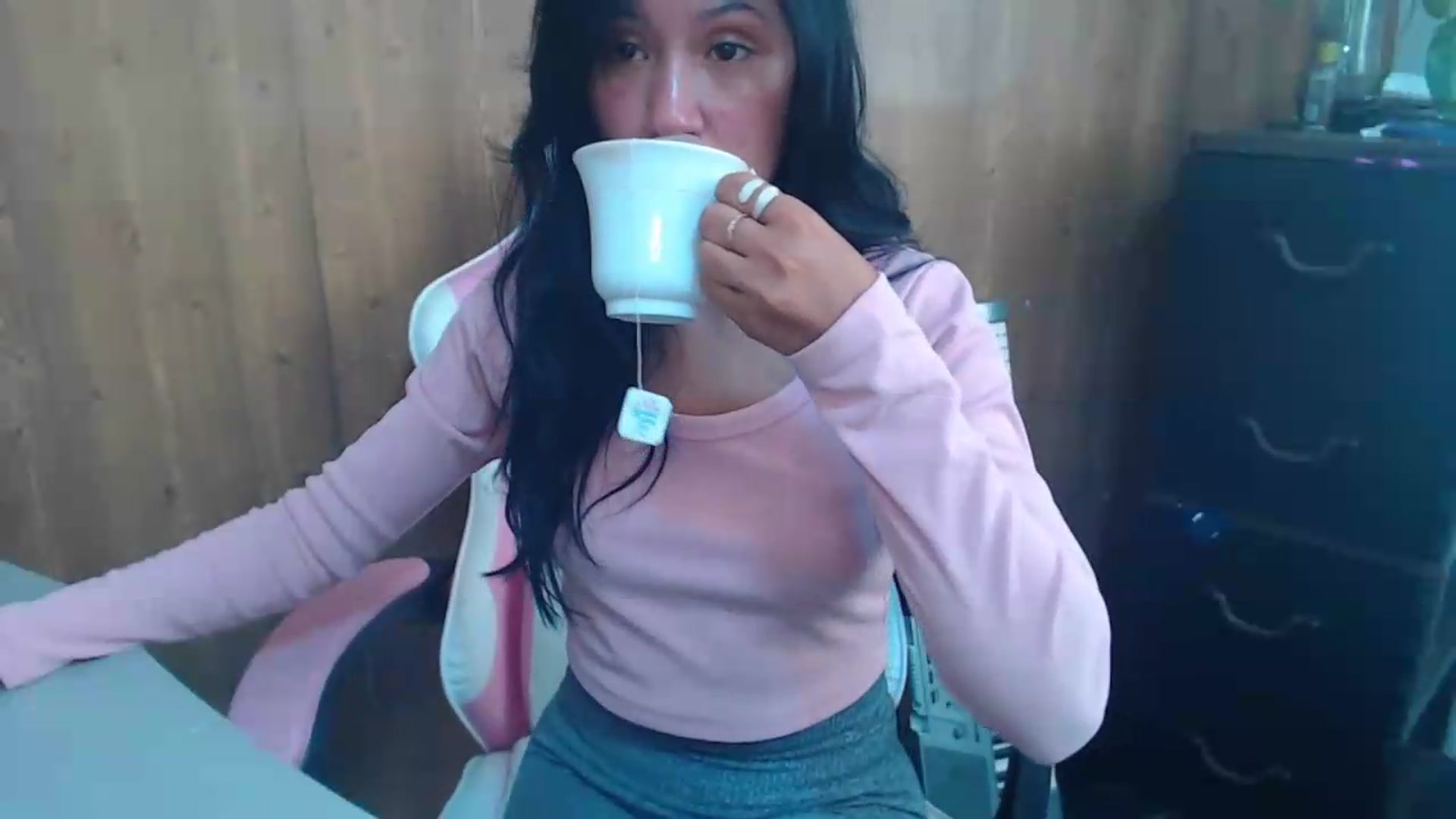 Gallery image thumbnail from pielmorena19's myfreecams stream on, 05/28/2026, 15:35 image 12 of 20