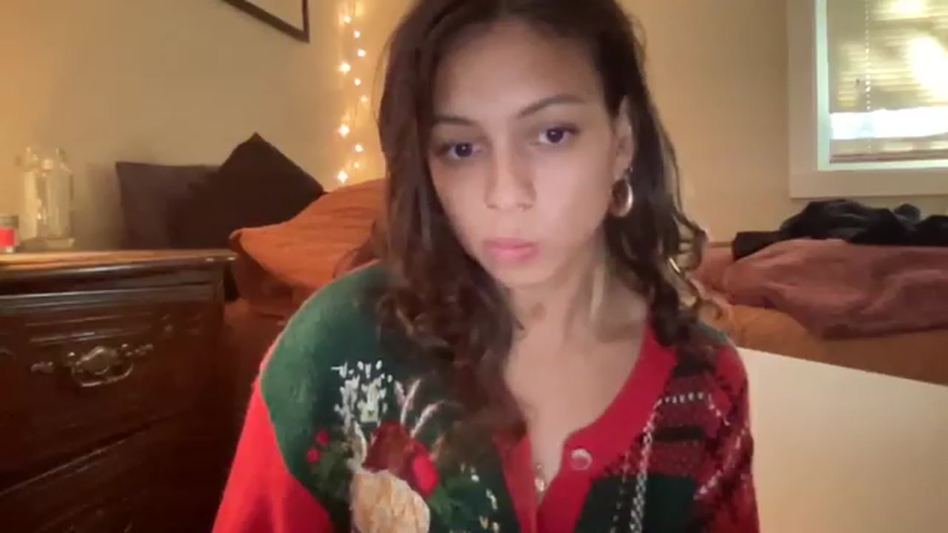 Gallery image thumbnail from piesupply's myfreecams stream on, 12/12/2022, 21:40 image 19 of 20
