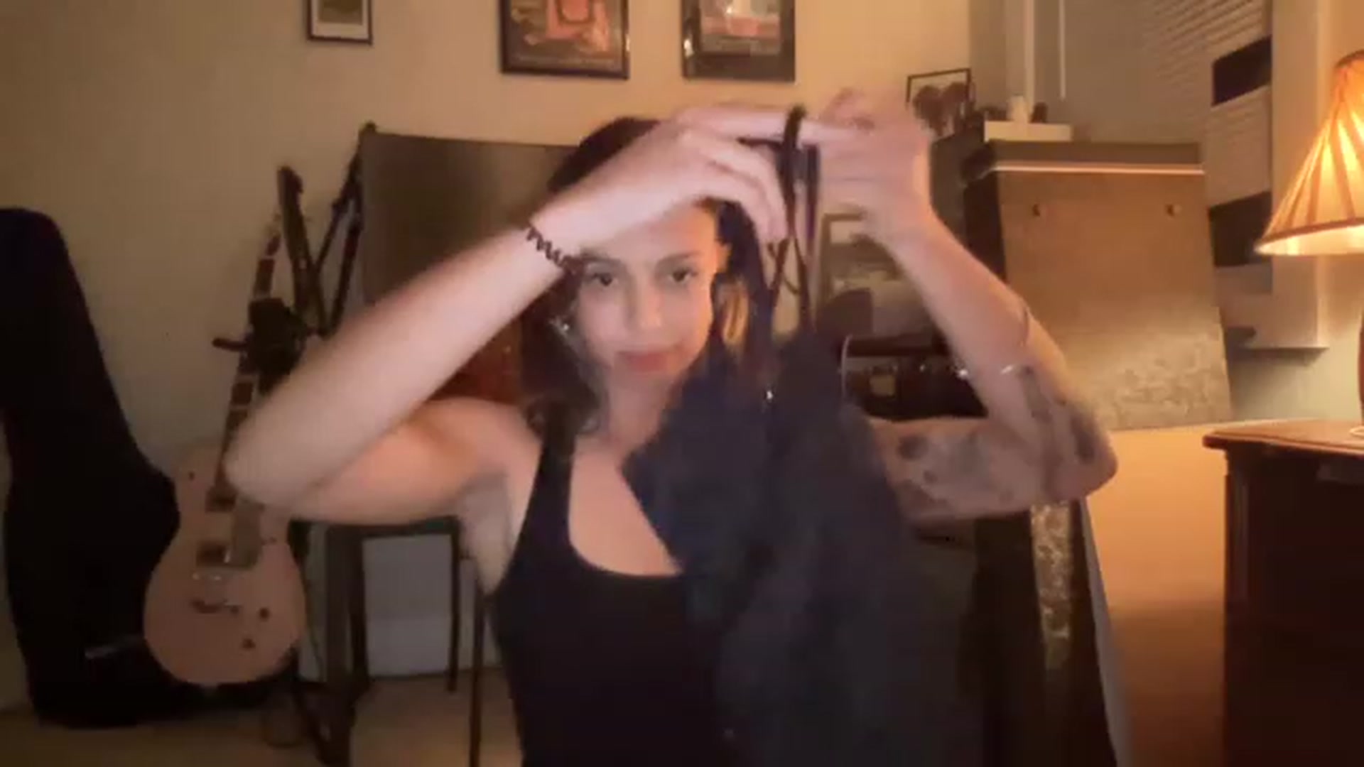 Gallery image thumbnail from piesupply's myfreecams stream on, 03/01/2023, 24:32 image 12 of 20