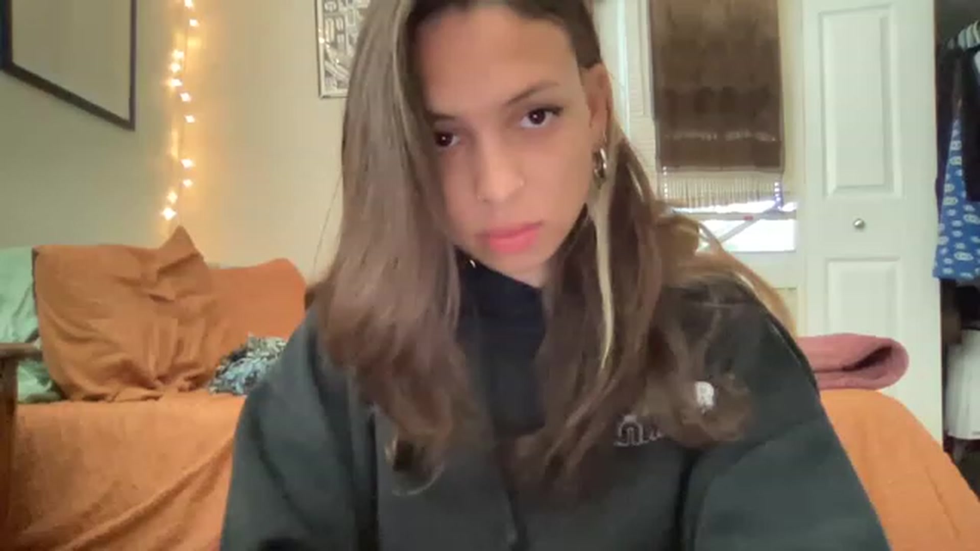 Gallery image thumbnail from piesupply's myfreecams stream on, 03/15/2023, 17:26 image 4 of 20