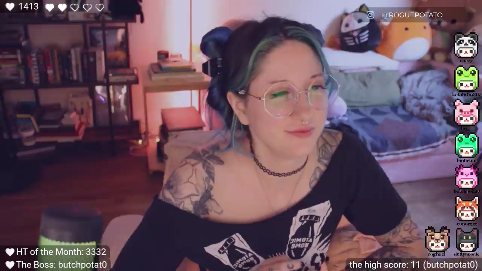Gallery image thumbnail from pigeonsgonewild's myfreecams stream on, 09/21/2026, 24:07 image 5 of 20
