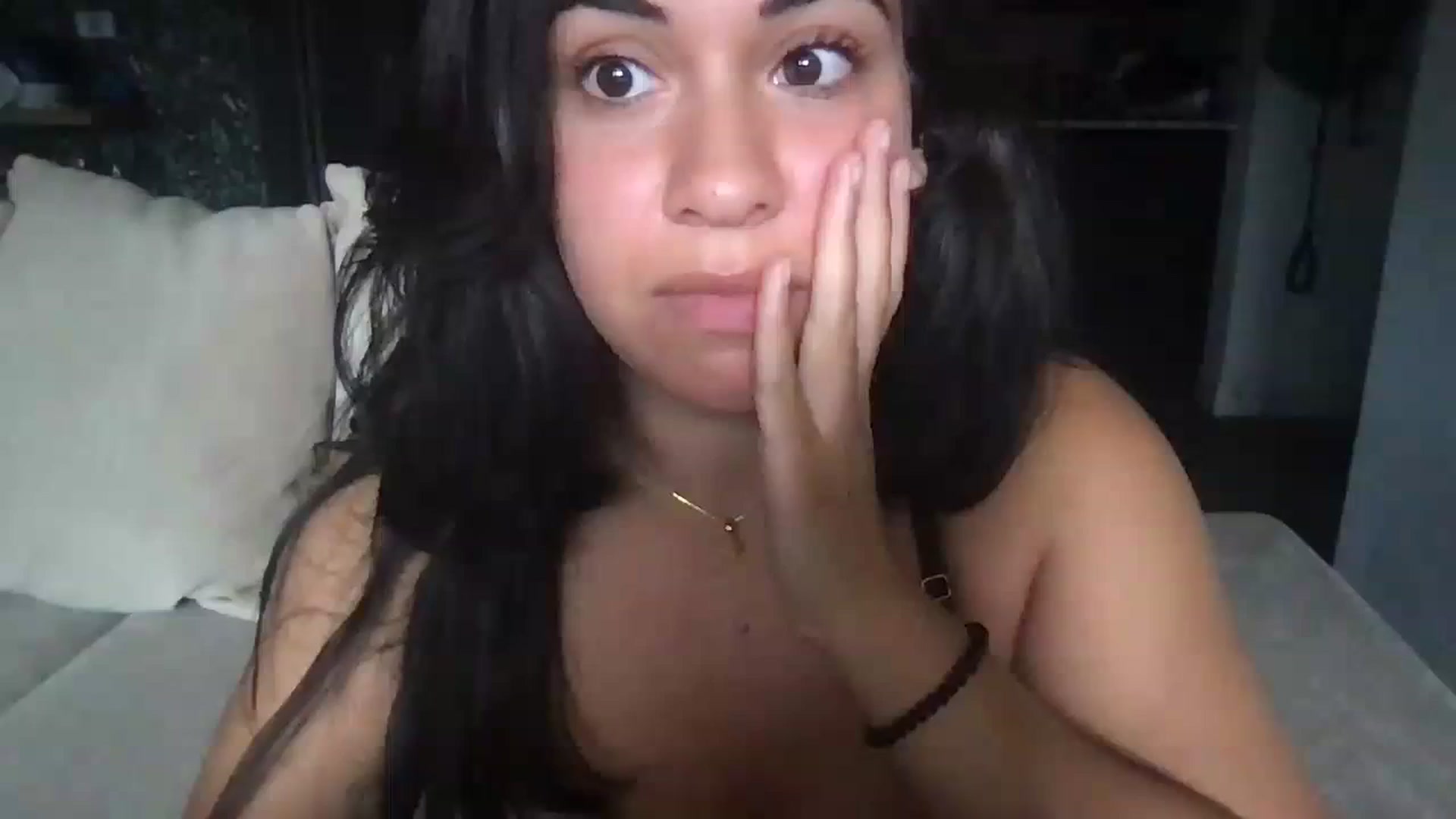 Gallery image thumbnail from pineappsauce's myfreecams stream on, 09/22/2023, 20:23 image 9 of 20