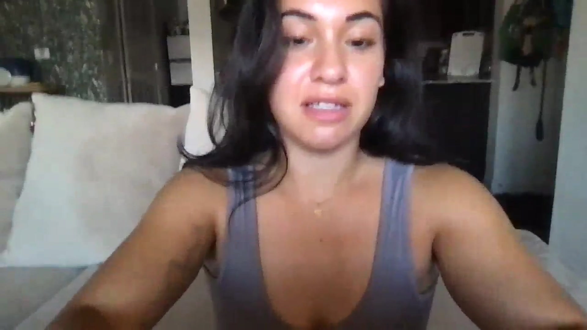 Gallery image thumbnail from pineappsauce's myfreecams stream on, 10/23/2023, 20:38 image 18 of 20