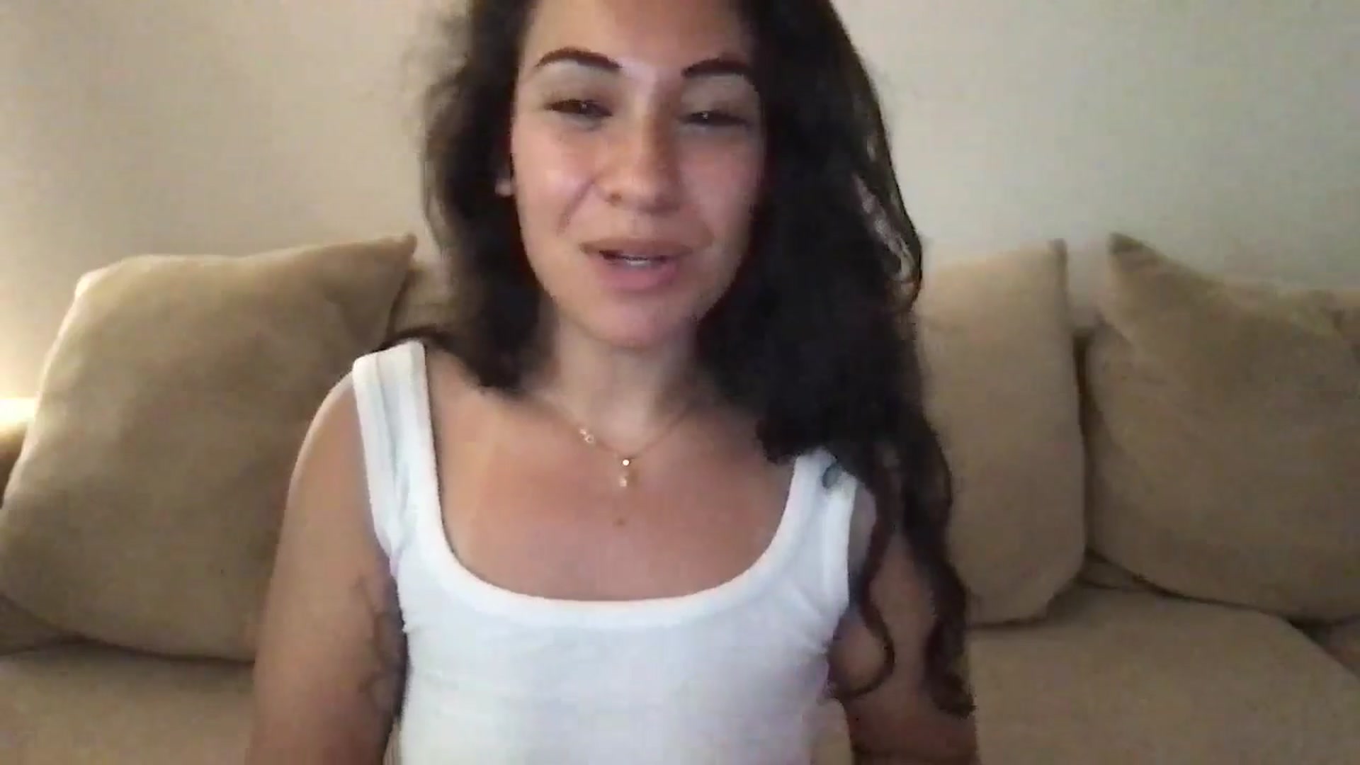 Gallery image thumbnail from pineappsauce's myfreecams stream on, 06/12/2024, 20:16 image 17 of 20