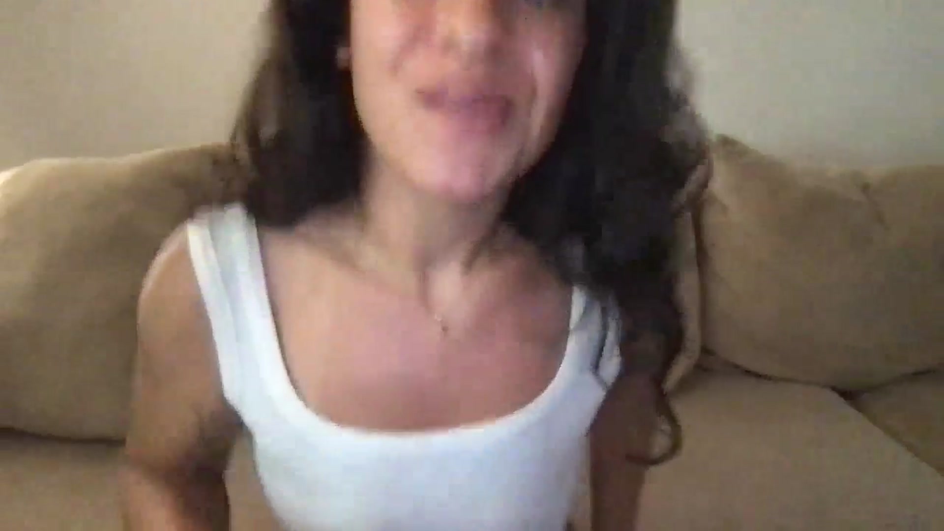 Gallery image thumbnail from pineappsauce's myfreecams stream on, 06/12/2024, 20:16 image 20 of 20