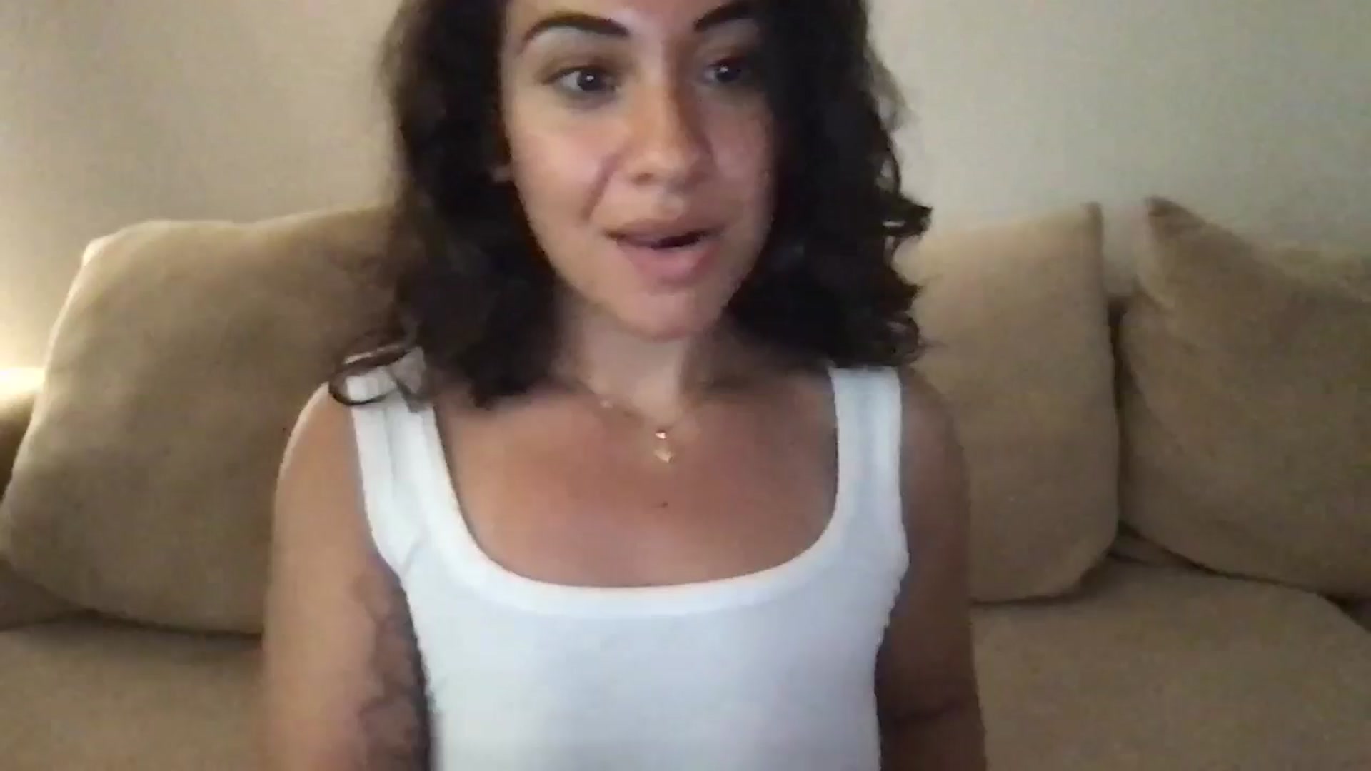 Gallery image thumbnail from pineappsauce's myfreecams stream on, 06/12/2024, 20:16 image 18 of 20