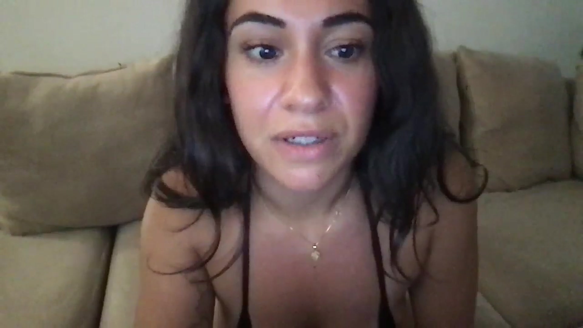 Gallery image thumbnail from pineappsauce's myfreecams stream on, 08/06/2024, 19:13 image 17 of 20